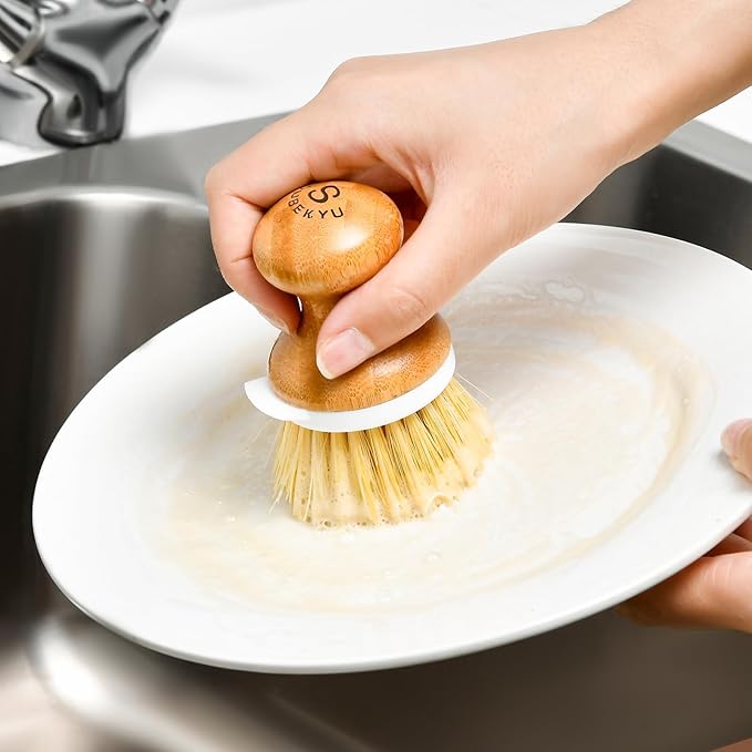 SUBEKYU Bamboo Dish Brush, Kitchen Dish Scrubber Brush, Natural Wooden Dishwashing Brush for Cleaning Dishes/Pans/Pots, Built-in Scraper, Sisal Bristles,1 Set