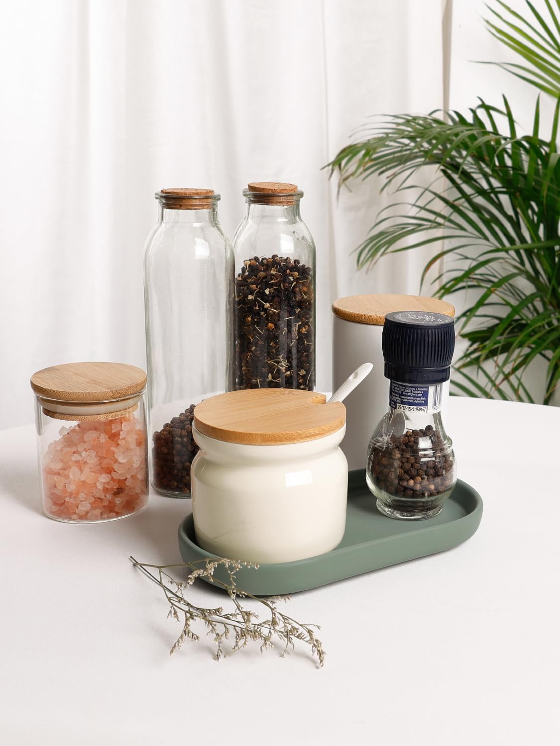 INGOFIN 7" Ceramic Bathroom Vanity Tray Set- 2 Pcs Bathroom Organizer Countertop Tray for Perfume, Jewelry, Small Kitchen Counter Soap Tray, Decorative for Bathroom Vanity and Toilet Tank, Green