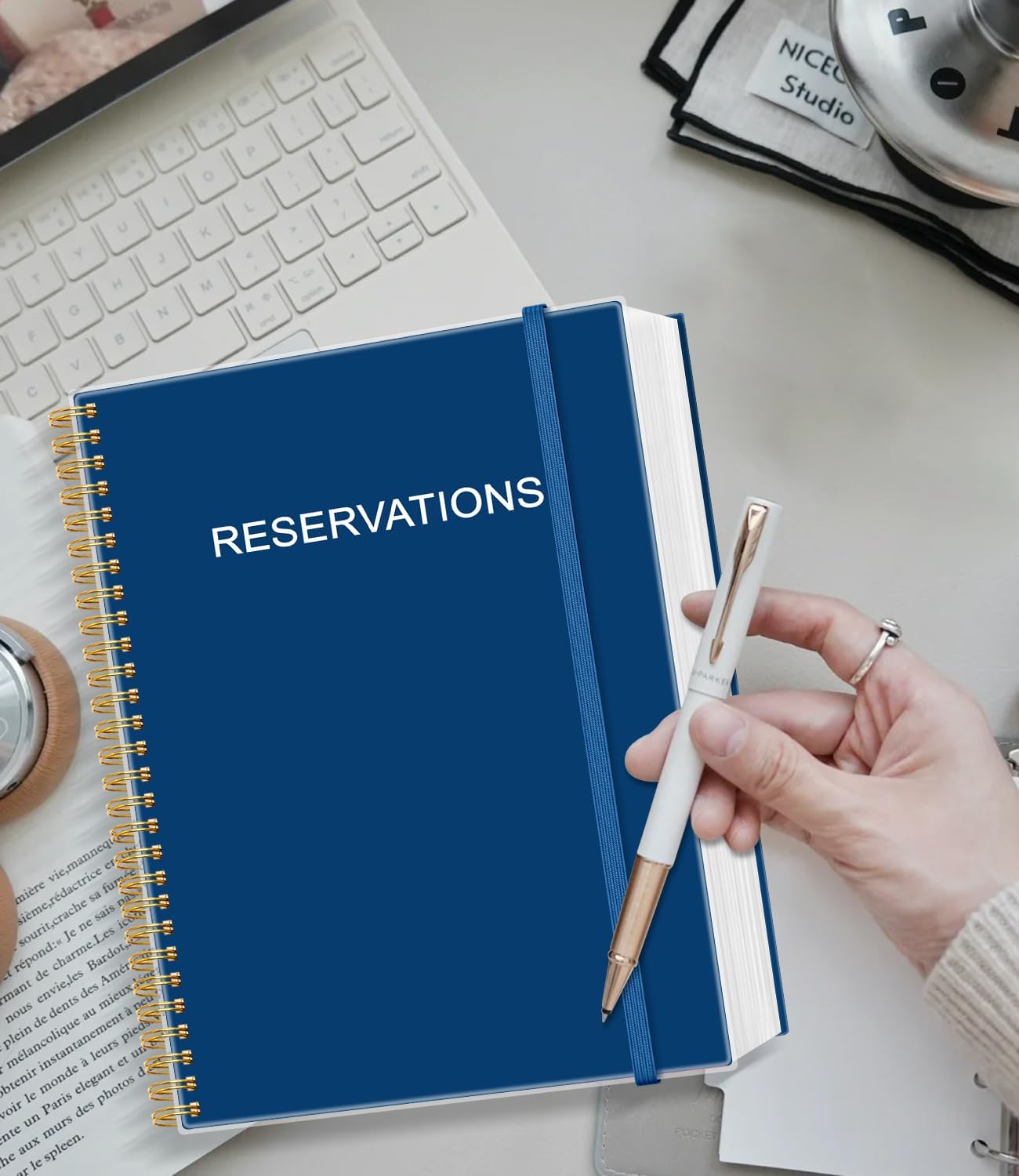 Reservation Book for Restaurant, Table Reservations, Spiral bound Restaurant Dinner Reservations 365 Days 384 Pages, 8.5” x 11'' Blue