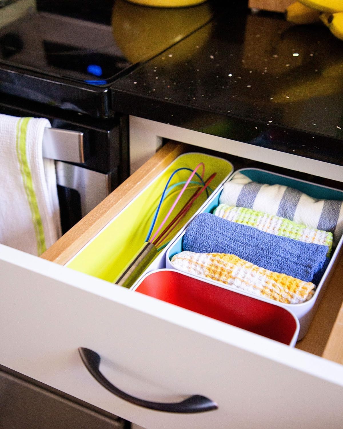 Three by Three Seattle 5 Piece Metal Organizer Tray Set for Storing Makeup, Stationery, Utensils, and More in Office Desk, Kitchen and Bathroom Drawers (2 Inch, Assorted Colors)