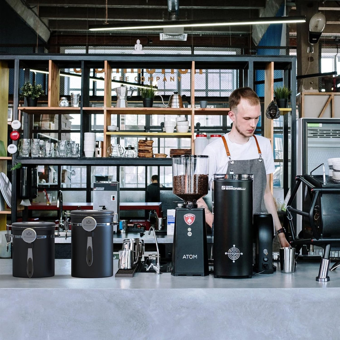 Coffee Canister with Scoop,Date Tracker 304 Stainless Steel Airtight Container One-Way CO2 Valve for Coffee Beans,Tea,Sugar,Kitchen Storage (Black, 22oz)