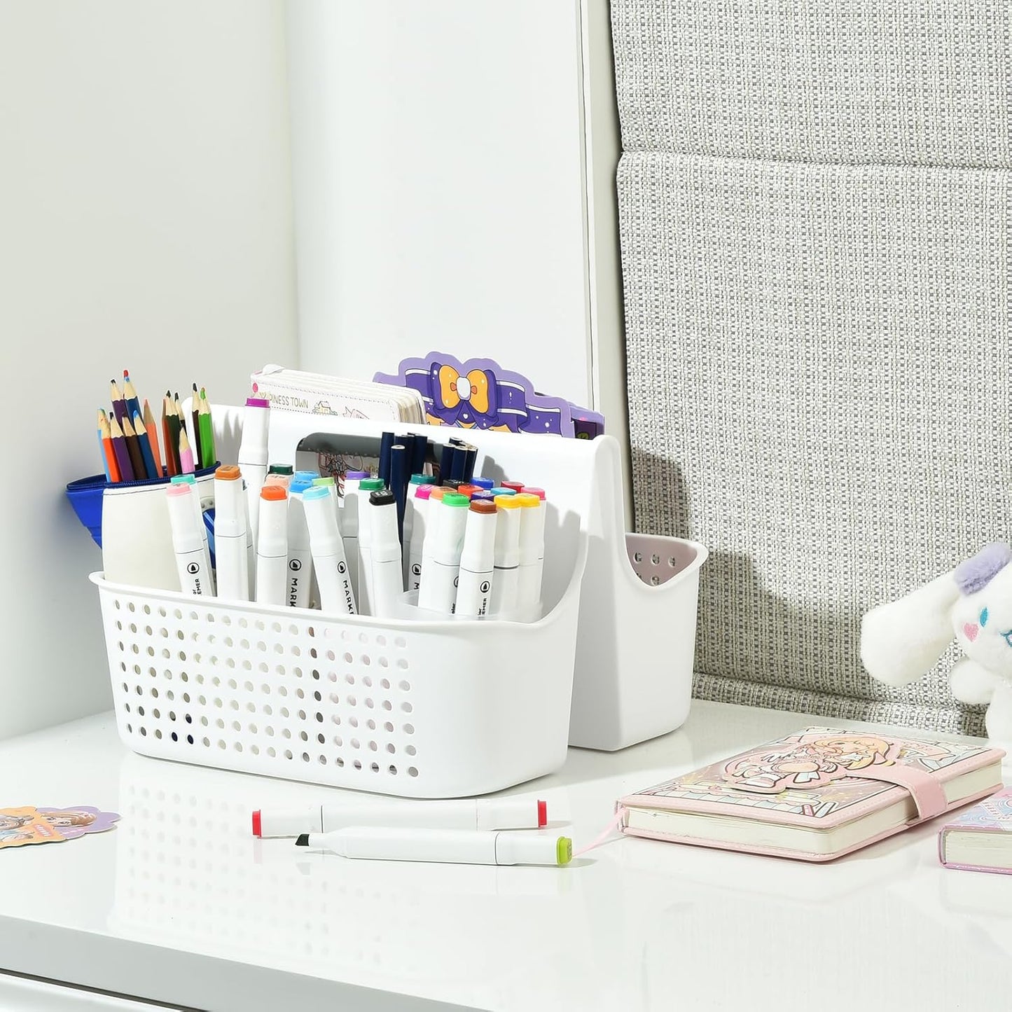 ALINK Portable Plastic Shower Caddy Basket, Large Cleaning Supply Caddy Organizer Storage Tote with Handle for Bathroom, College, Self, Cabinet, Dorm Room Essentials - White