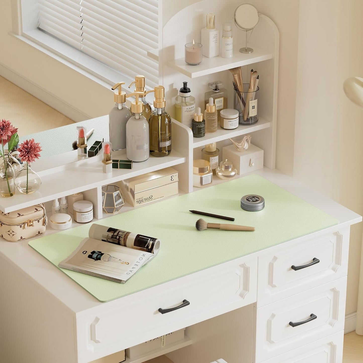 Aothia Faux Leather Desk Mat – Large Mouse Pad, Non-Slip PU Leather Blotter, Waterproof Writing Surface for Office and Home (Grass Green, 47.2" x 23.6")