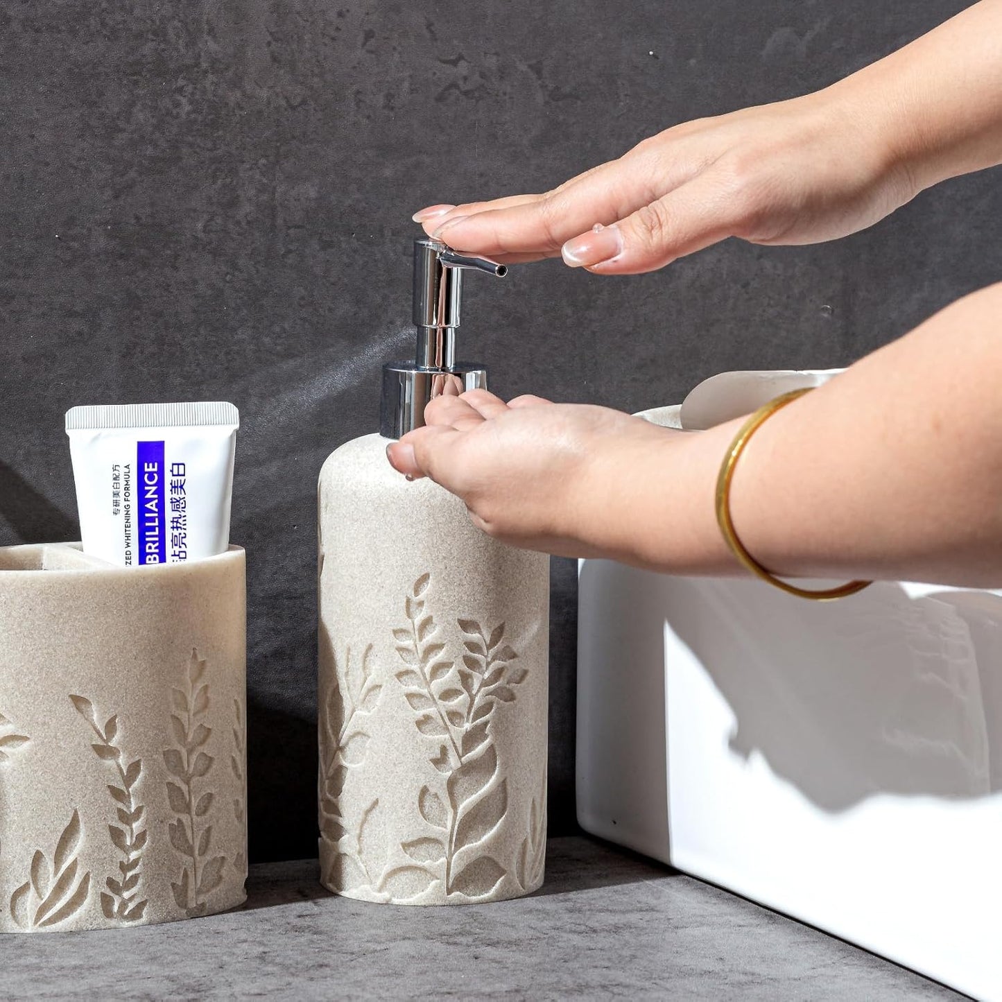 Bathroom Accessories Set, 4 PCS Bathroom Accessory Sets with Soap Dispenser 13 OZ, Toothbrush Holder, Tumbler, Soap Dish, Bathroom Countertop Organizer, Sea Bathroom Decor (Leaf Beach)