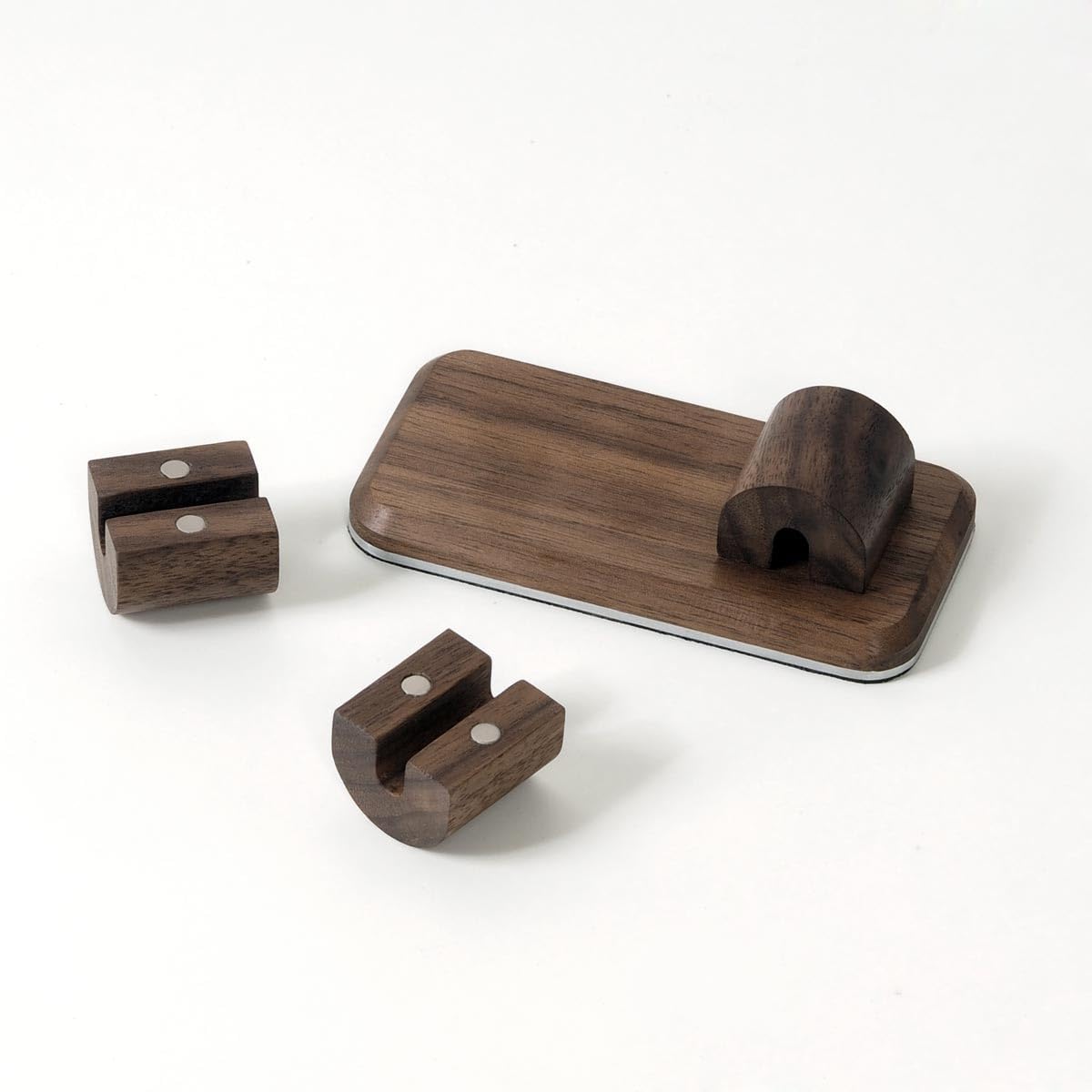 Wooden Magnetic Cable Organizer for Desk – Oak Cable Holder, Cord Management Station with Non-Slip Base, Cable Tidy Organizer for Office & Home