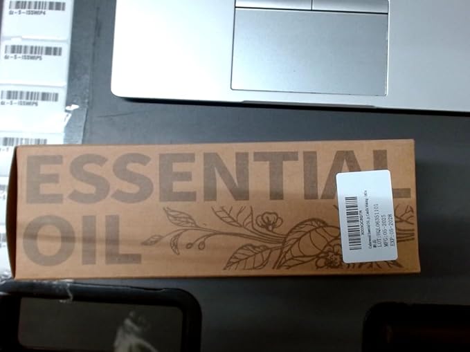 HIQILI 16 Fl Oz Cedarwood Essential Oil, Pure Natural Cedarwood Oil for Diffuser, Aromatherapy - 500ML