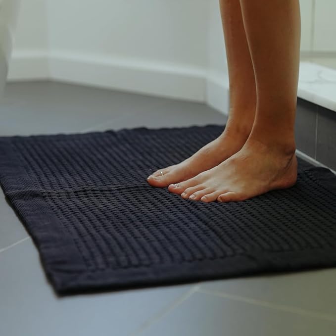 GILDEN TREE Bathroom Mat Absorbent Cotton Quick Dry for Shower, Bath & Bathtub Washable Thin, Modern Style (Faded Black)