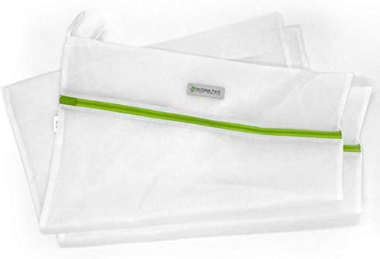 Heritage Park Fine Mesh Laundry Bags - Micro Mesh for Safely Washing Delicates - Gusseted Bottom for Extra Space, Hidden Zipper, and Convenient Hanging Loop - Pack of 2 Large (20" x 24")