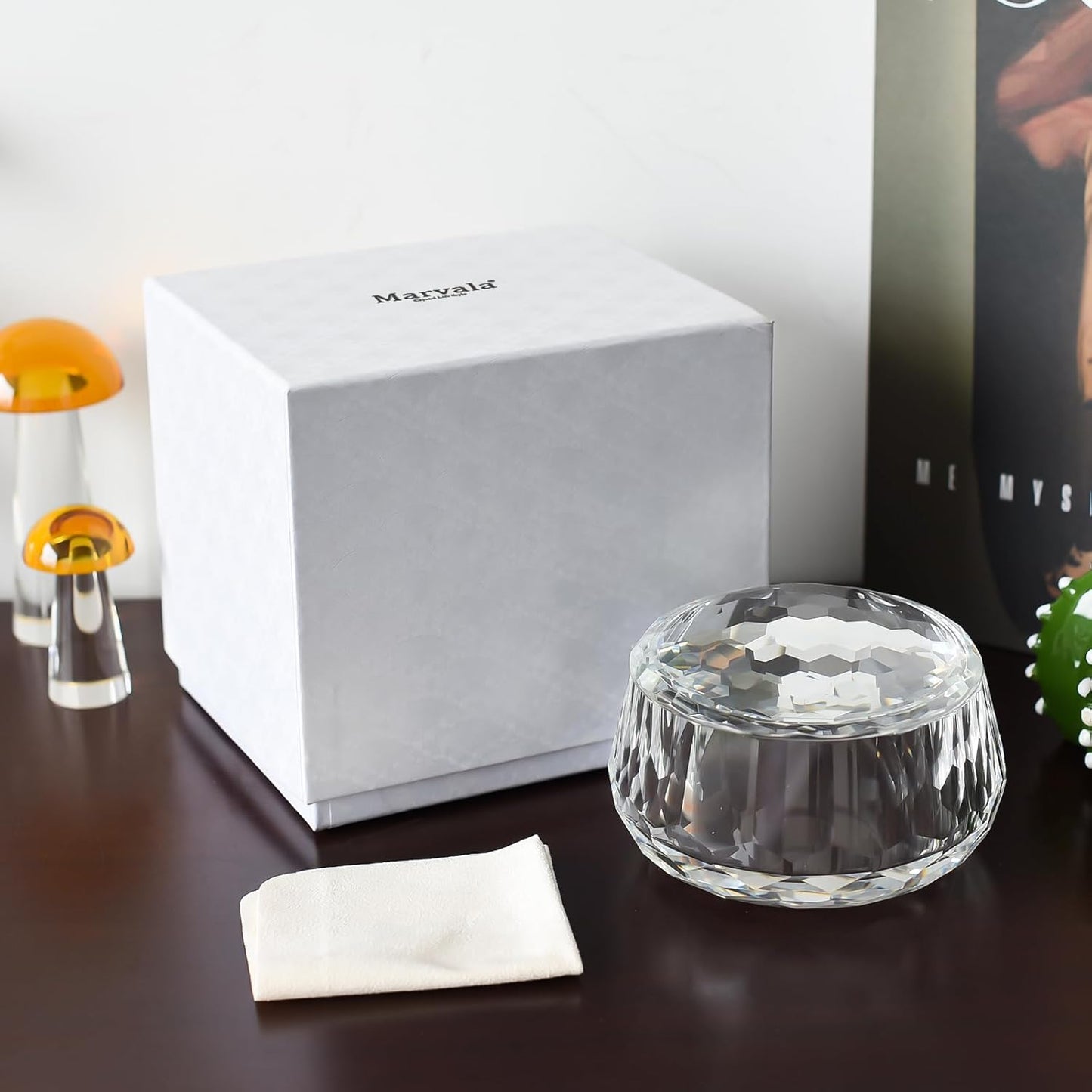 Makeup Candy Jar with Lids, Decorative Crystal Candy Dish, Multi-Purpose Clear Storage Container for Cosmetics, Jewelry, Snacks - Wedding Favor & Home Decor