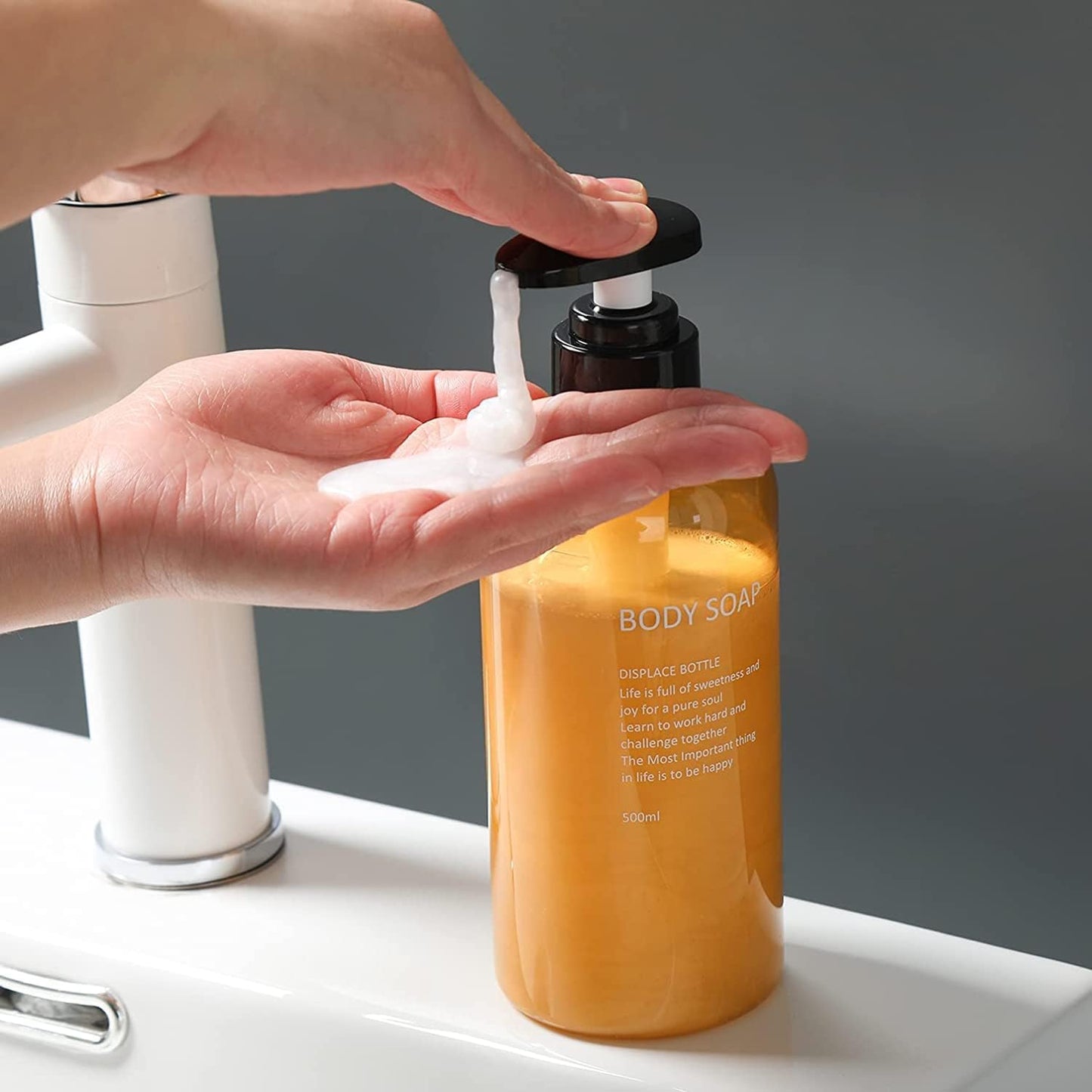 3 Pack Shampoo Bottle Pump Dispenser, 500ml Empty Plastic Soap Dispenser Bottle with Pump for Bathroom, Kitchen or Hotel, Refillable Dispenser for Lotion, Shower Gel and Conditioner (Amber-FBM)