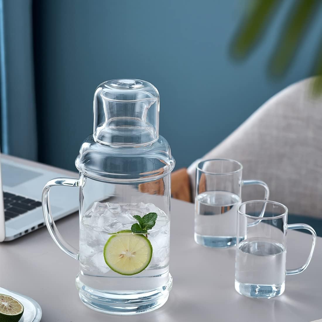 68OZ Glass Pitcher with Lid and Spout, Water Jug, 2000ml Carafe for Hot/Cold Water, Large Iced Tea Pitcher for Coffee, Juice and Homemade Beverage