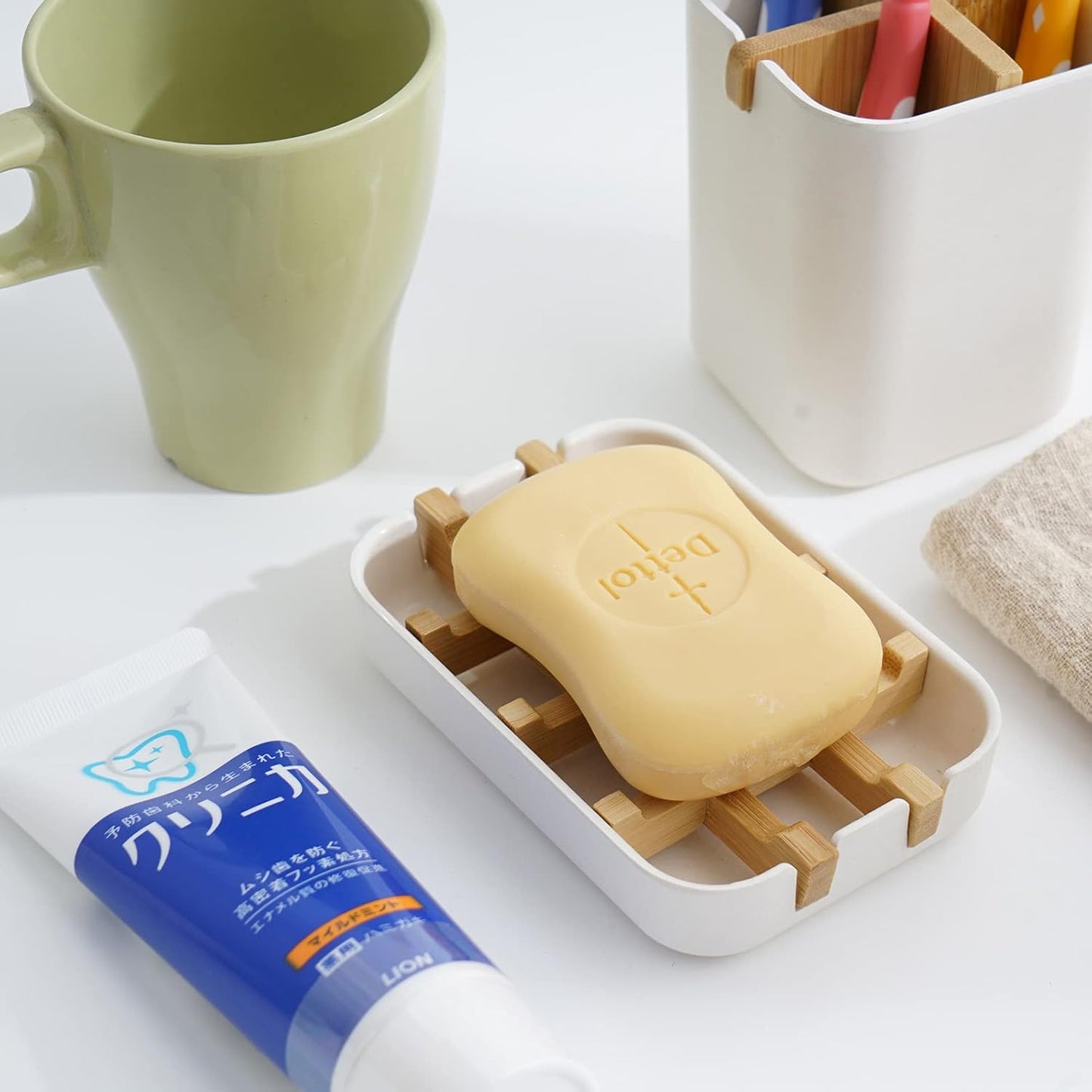 2 Pack Bamboo Soap Dish, Self-Draining Soap Box, Wooden Bamboo Bar Soap Holder for Shower, Bathroom, Kitchen, Bathtub, Bar Sink (White and Black)