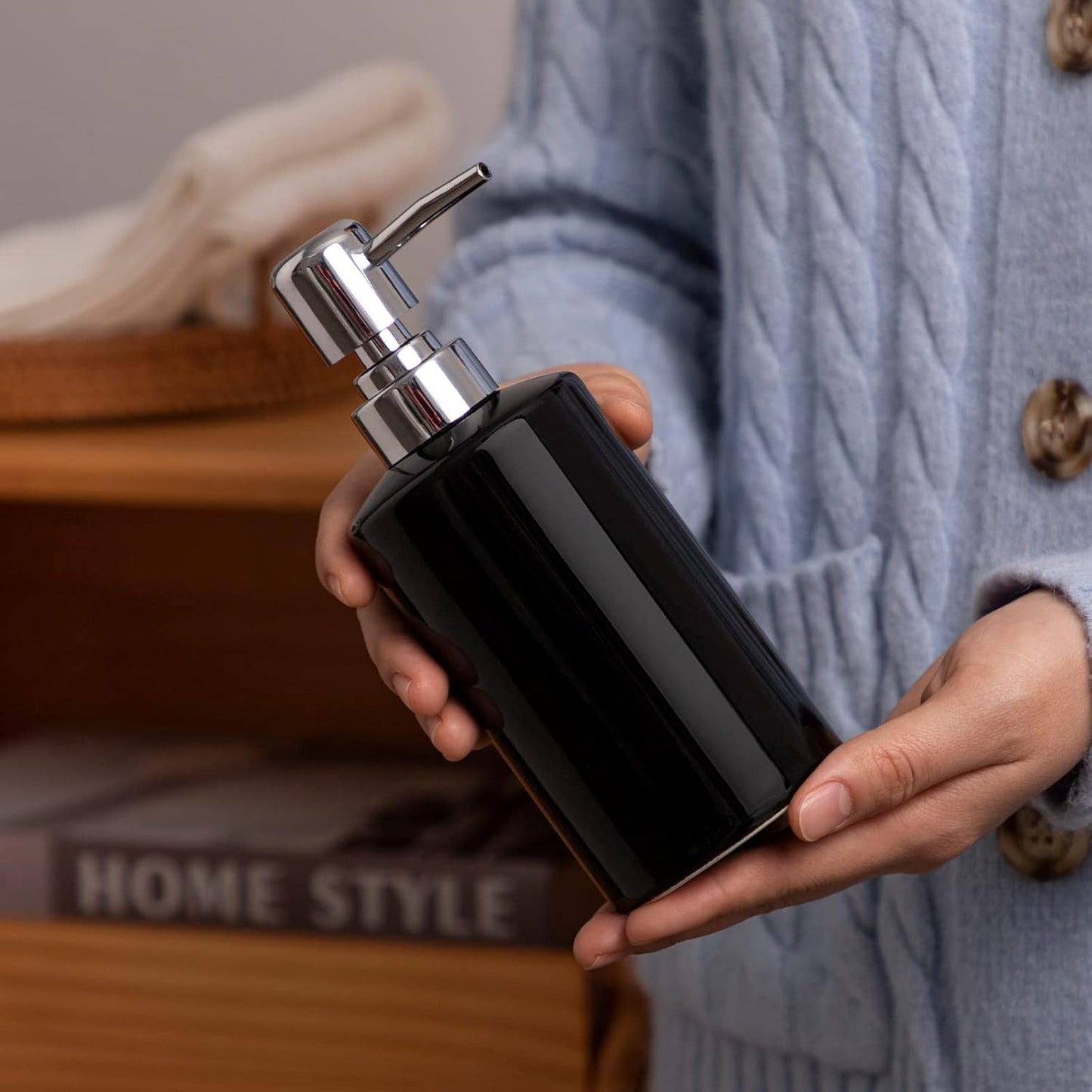 FE Soap Dispenser, 300ml/10oz Ceramic Liquid Soap Pump Dispenser, Refillable Dish Soap Dispenser for Kitchen Bathroom Washroom (Black)