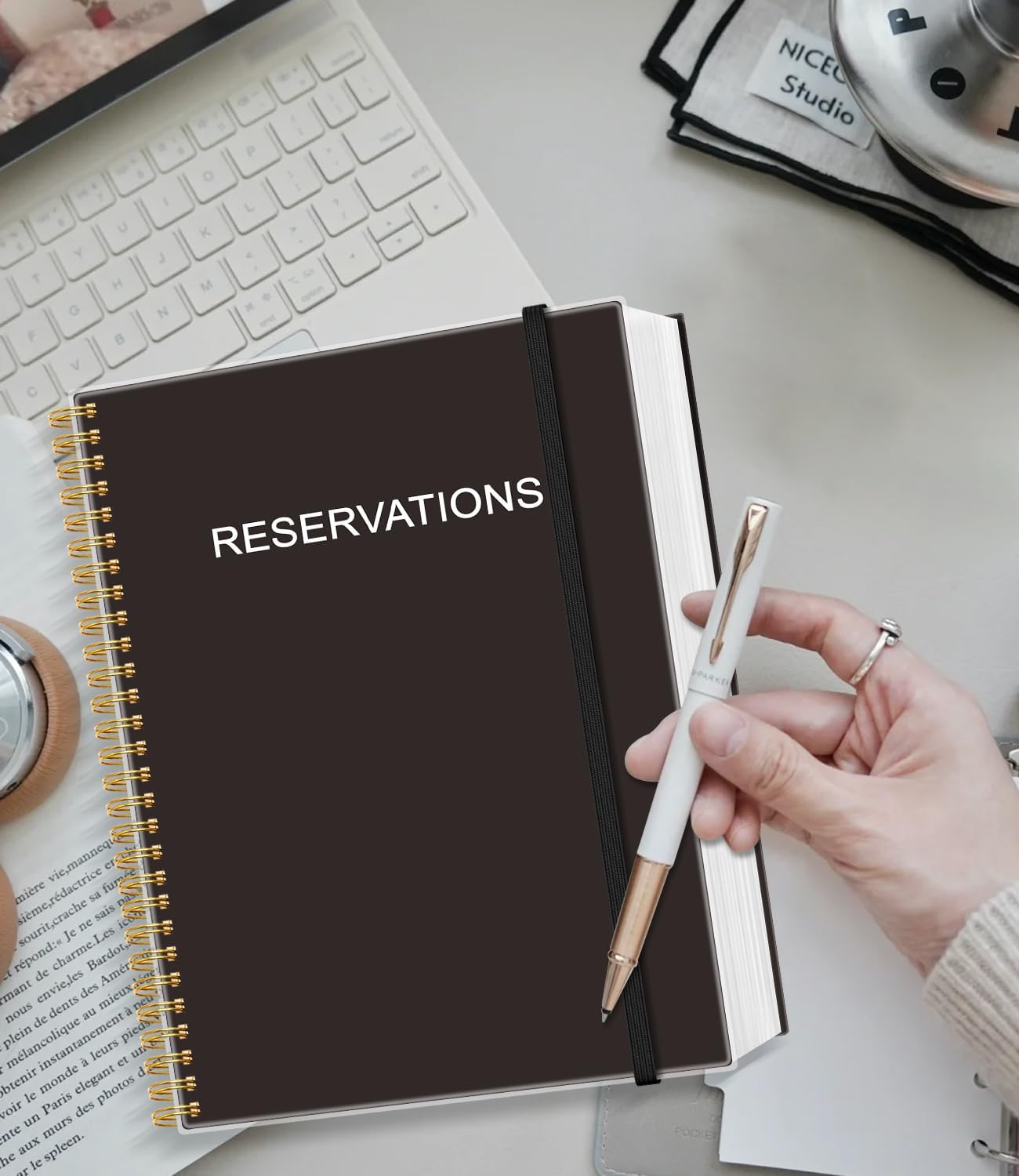 Reservation Book for Restaurant, Table Reservations, Spiral bound Restaurant Dinner Reservations 365 Days 384 Pages, 8.5” x 11'' Black