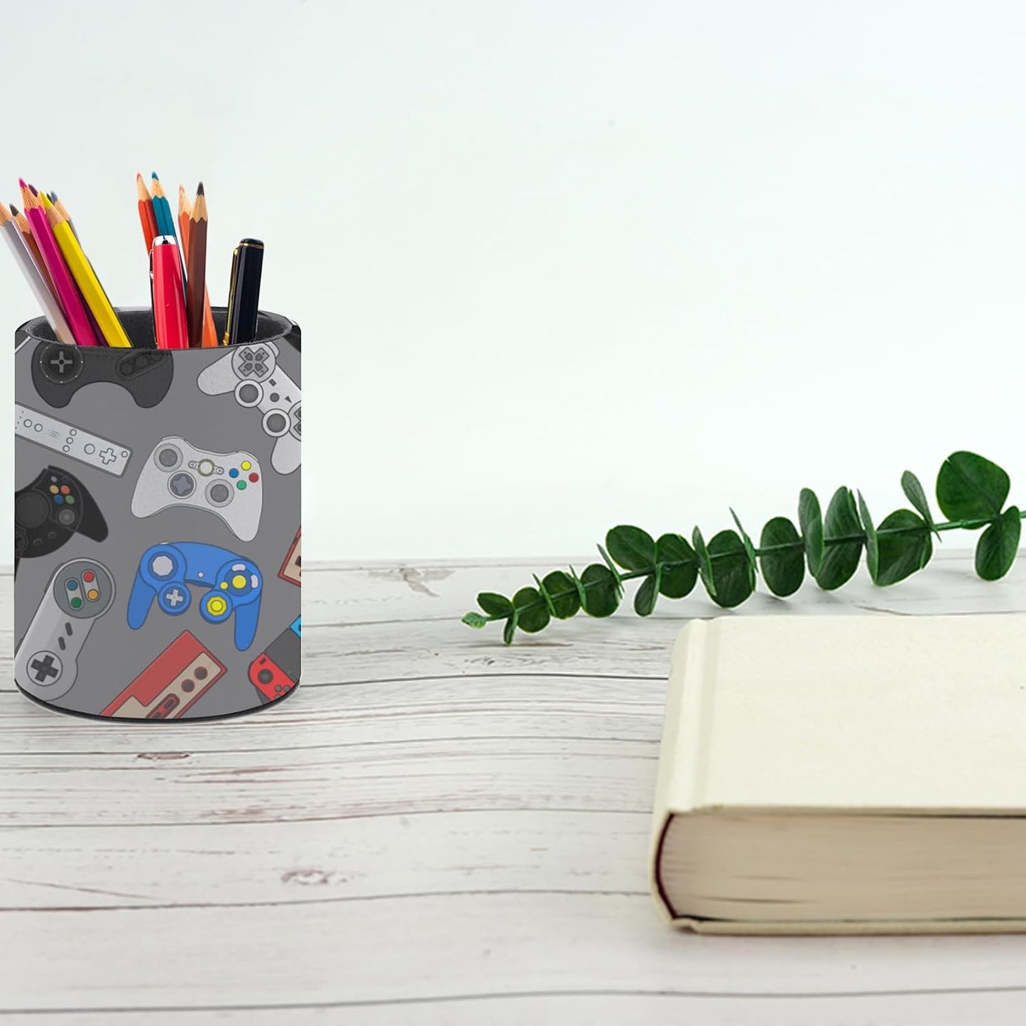 Funny Video Game Pen Holder Pencil Organizer Cute Pencil Cup Desk Decor Makeup Brush Holder PU Multifunctional Office Suppliesfor Home Classroom School