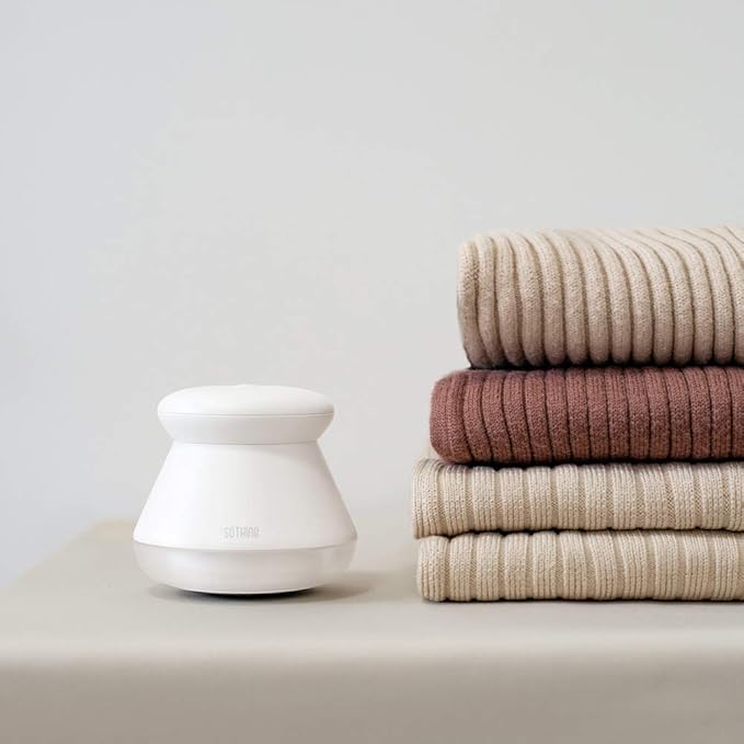 Scienbeauty Fabric Shaver Fuzz Remover Rechargeable, Electric Lint Remover with Light, Sweater Shaver with Stainless Steel 6-Blades, Dual Protection for Fuzz, Lint, Pills, Bobbles Removing