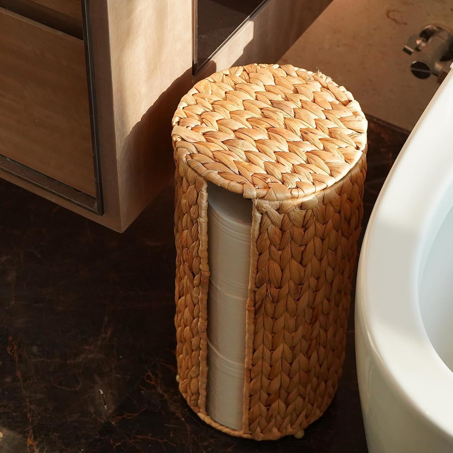 PINXIURY Water Hyacinth Paper Roll Holder, Wicker Toilet Paper Holder Stand for Bathroom, 3 Rolls of Toilet Paper Storage, Toilet Roll Holder Stand for Bathroom and Under Sink