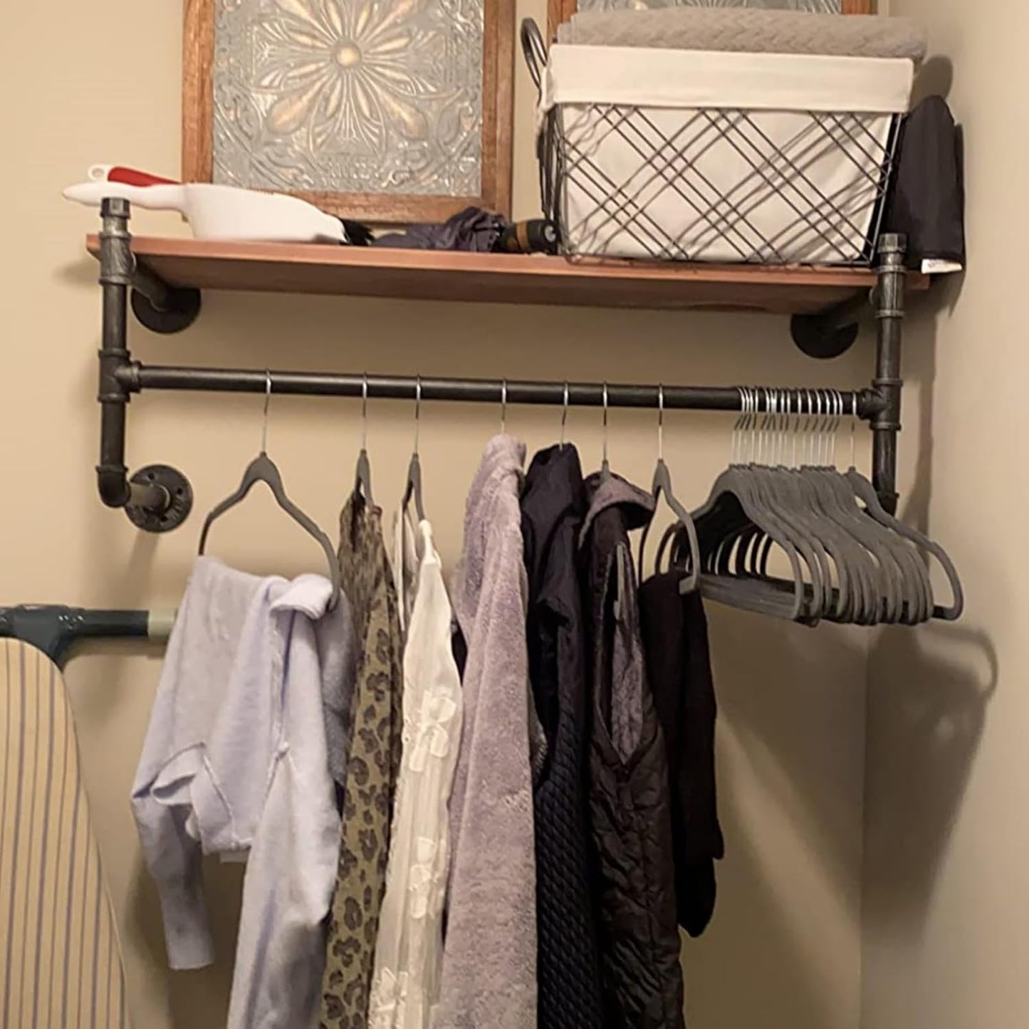 Industrial Pipe Clothing Rack Wall Mounted with Real Wood Shelf,Pipe Shelving Floating Shelves Wall Shelf,36in Retail Clothes Racks Display Rack