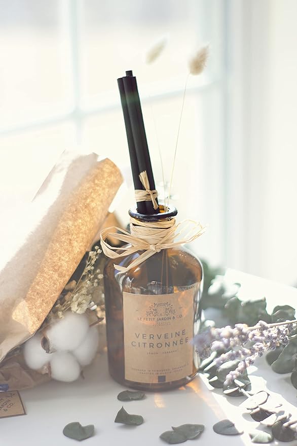 Reed Diffusers - Oil Sticks Diffuser Set with Real Dried Flowers - Reed Diffusers for Home, Bathroom & Office | Air Freshener Fragrance Sticks for Shelf Decor & Gifts by Le Petit Jardin & Co.