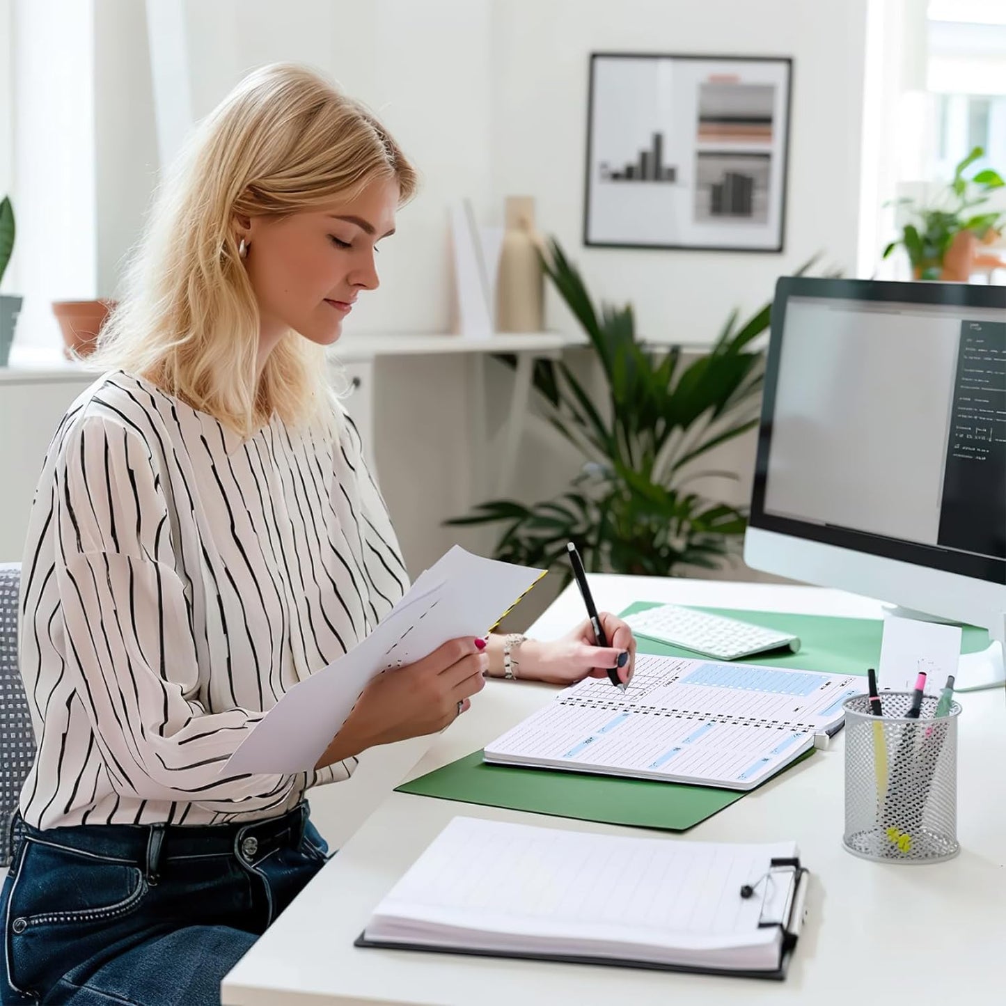 Undated Weekly Planner with Habit Tracker, 52 Weeks To Do List Notebook A5 Weekly Goal Planner with Spiral Binding & Stickers Home Work School Supplies for Women Girls 8.2" x 5.7" - Simple Style