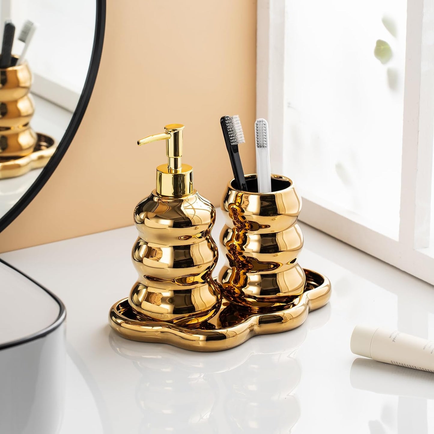 Gold Bathroom Accessory Set, 3-Piece Gold Ceramic Bath Accessories Set with Tray, Lotion Dispenser, and Tumbler for Luxurious Bathroom Decor