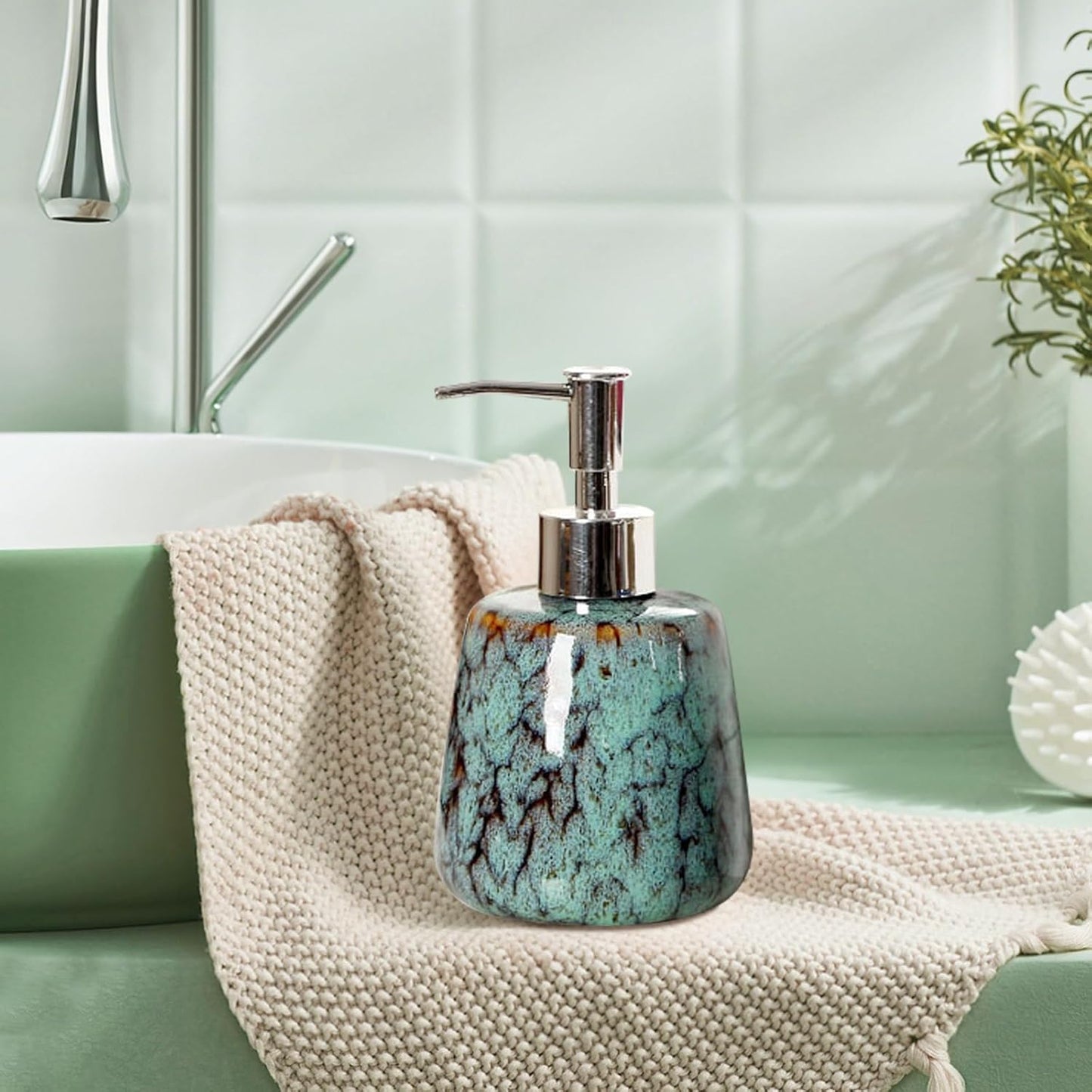 Jessie Hand Soap Dispenser,Green Ceramic Liquid Hand Soap Dispenser with Pump,Modern Vintage Refillable Hand Lotion Pump Bottle for Bathroom Kitchen Set 10.8 oz (Green)