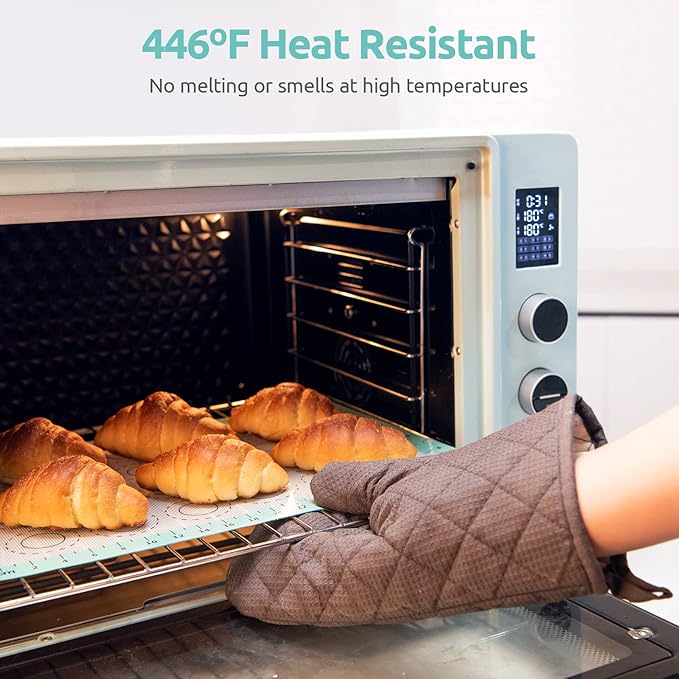 U-Taste 446ºF Heat Resistant Macaron Silicone Baking Mat, Non Stick Reusable Cookies Pastry Sheet Liner with Edge Enhancement Circle Measurement (Half/Jelly Roll/Quarter Sheets Size, Aqua Sky)