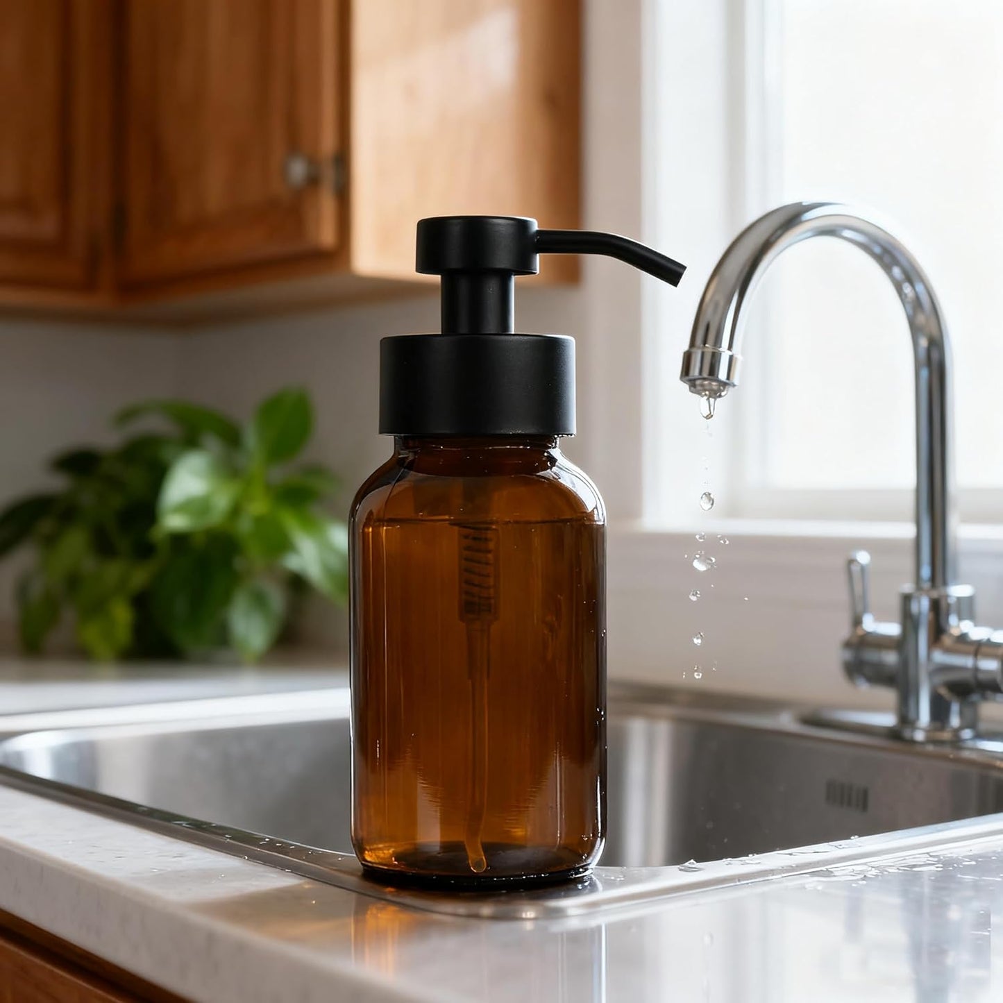 8.5 oz Amber Glass Foam soap Dispenser with Black Rust-Proof Foam Pump, refillable Thick Glass Foam soap Dispenser for Kitchen and Bathroom (1, 8.5 oz)