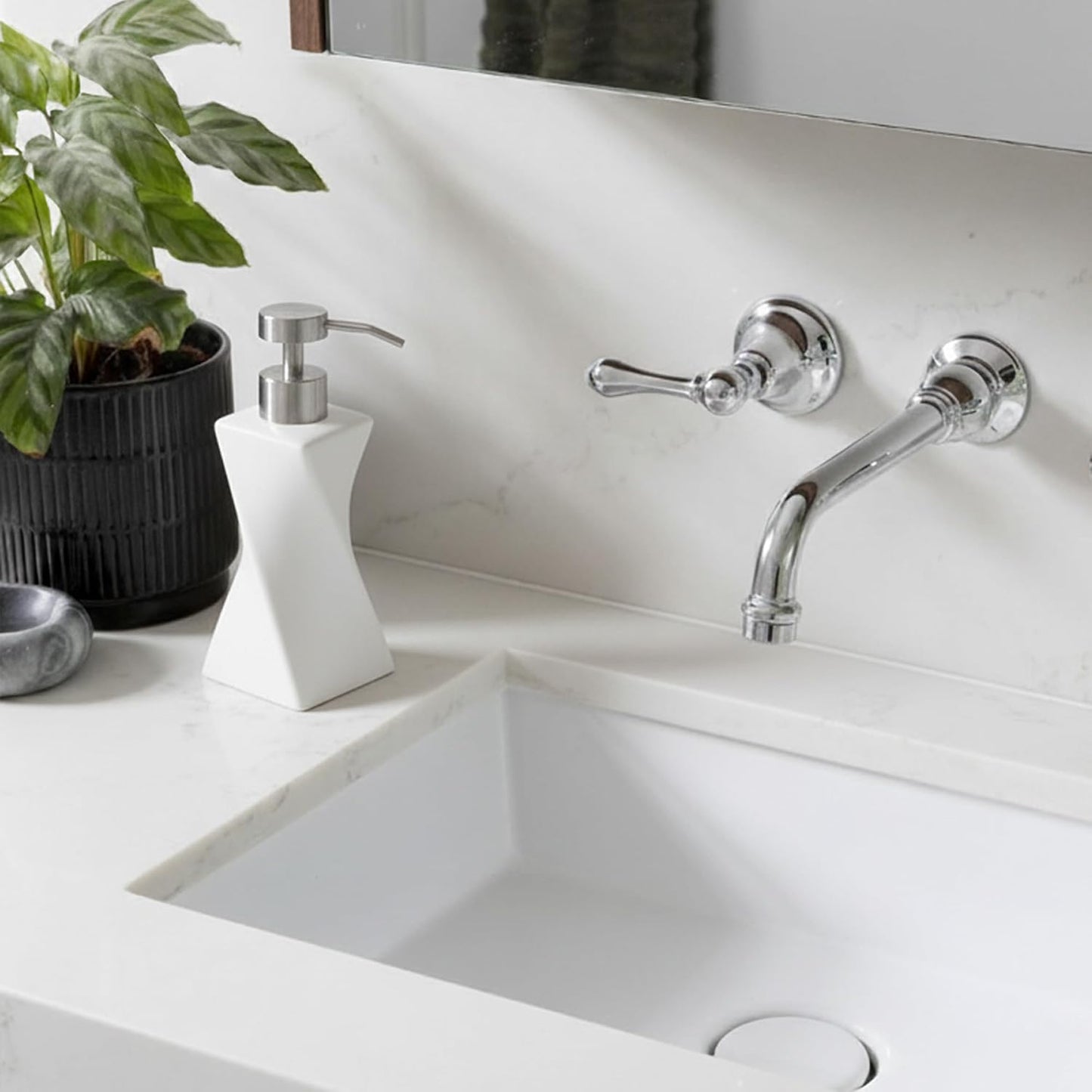 Modern White Twisted Soap Dispenser with Stainless Steel Pump for Bathroom and Kitchen, Contemporary Art Style, Matte Finish, Geometric Design, 8.5oz (Arctic White)