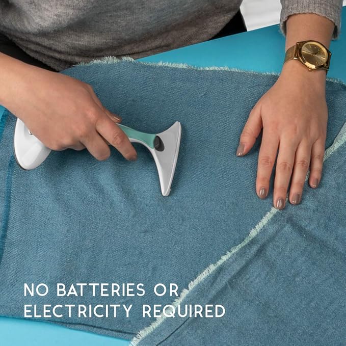 GLEENER Fabric Shaver & Lint Remover |Battery-Free 4-in-1 Depiller with 3 Fabric-Safe Edges for Clothes & Upholstery (Turquoise)