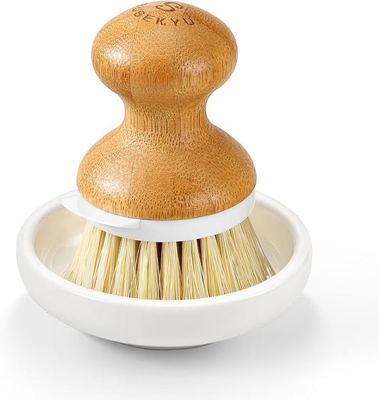 SUBEKYU Bamboo Dish Brush, Kitchen Dish Scrubber Brush, Natural Wooden Dishwashing Brush for Cleaning Dishes/Pans/Pots, Built-in Scraper, Sisal Bristles,1 Set