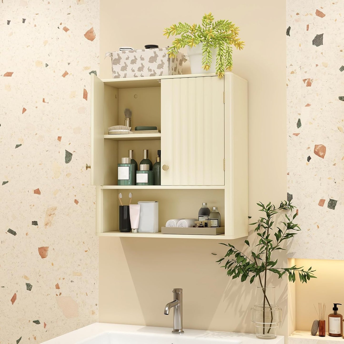 Giantex Wall Mounted Bathroom Cabinet, Fluted Modern Medicine Cabinet with Doors, Adjustable Shelf, Floating Over The Toilet Space Saver Storage Cabinet for Laundry Room, Kitchen (Cream White)