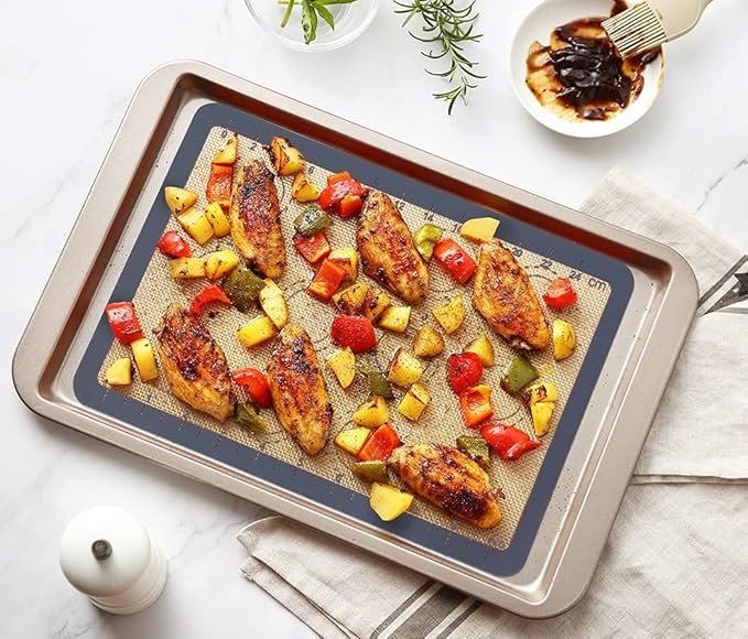 Silicone Baking Mat Set of 4, GUANCI Grade Food Baking mats Non-Stick Reusable Pizza Bakeware Mat for Making Macaroon, Pizza, Cookie, Pastry, Bread, Bun(Grey)