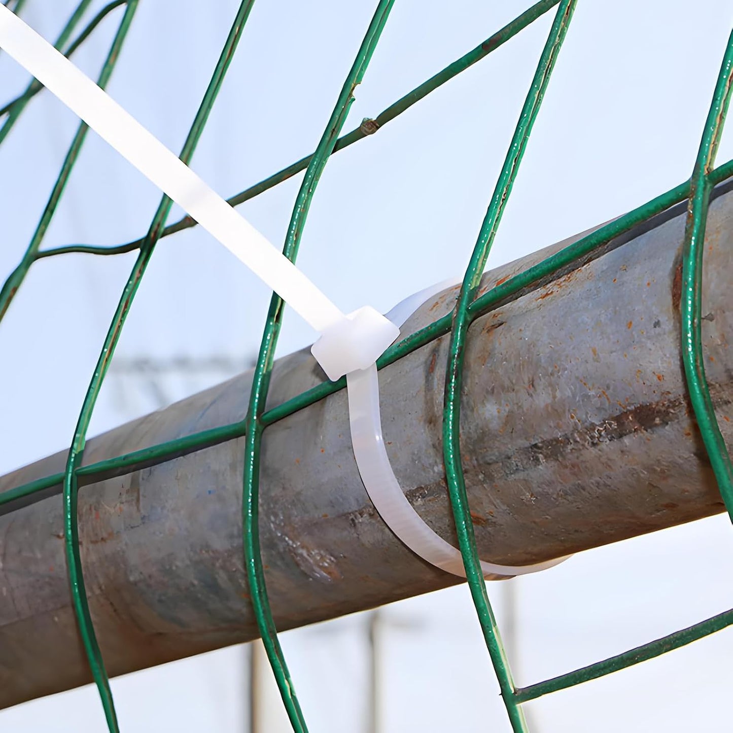 18 Inch White Heavy Duty Cable Ties (50 Pack) - UV Resistant Zip Ties for Indoor & Outdoor Use, 250lb Tensile Strength, Durable and Weatherproof