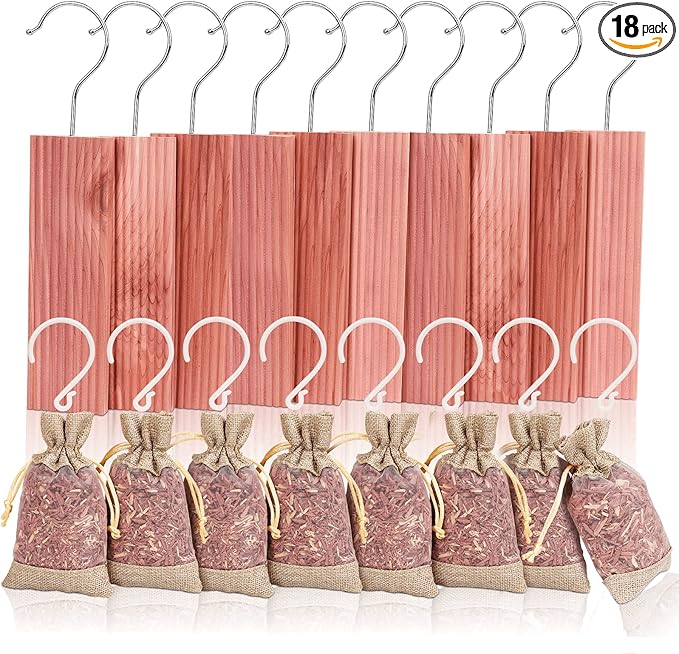 Homode Cedar Blocks for Clothes Storage, Cedar Sachets with Hanging Hooks, Set of 18, Aromatic Cedar Wood for Drawers and Closets, 10 Cedar Hangers and 8 Bags