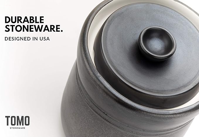 TOMO Fermentation Crock with Weights - Ceramic Sauerkraut Pickling Crock - Stoneware Kombucha Brewing (3L)