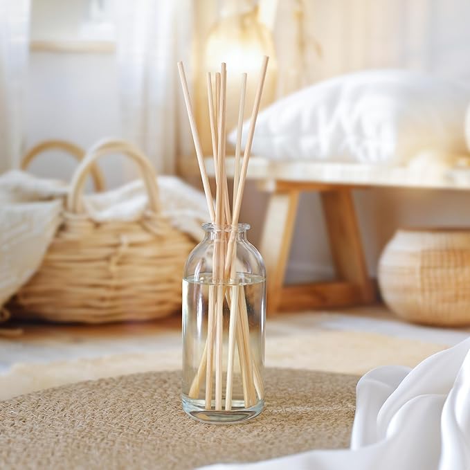 Urban Naturals Eucalyptus Sage Reed Diffuser Oil Gift Set | Eucalyptus, Sage, Mint, Lime & Cedarwood Essential Oils| Soothing & Relaxing Scent for Bathroom or Bedroom