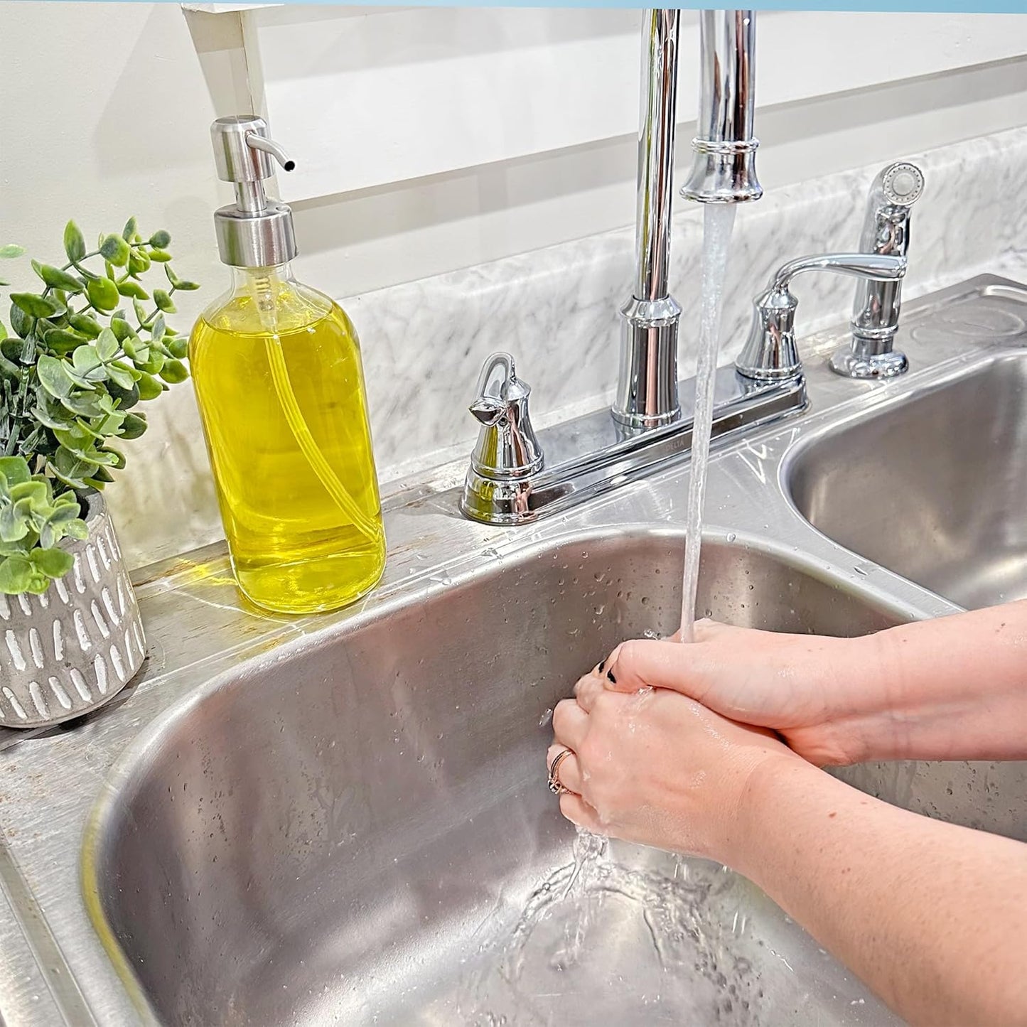 Cornucopia Brands 16-Ounce Clear Glass Bottles w/Stainless Steel Pumps (2 Pack), Soap Dispenser Great for Essential Oils, Lotions, Liquid Soaps