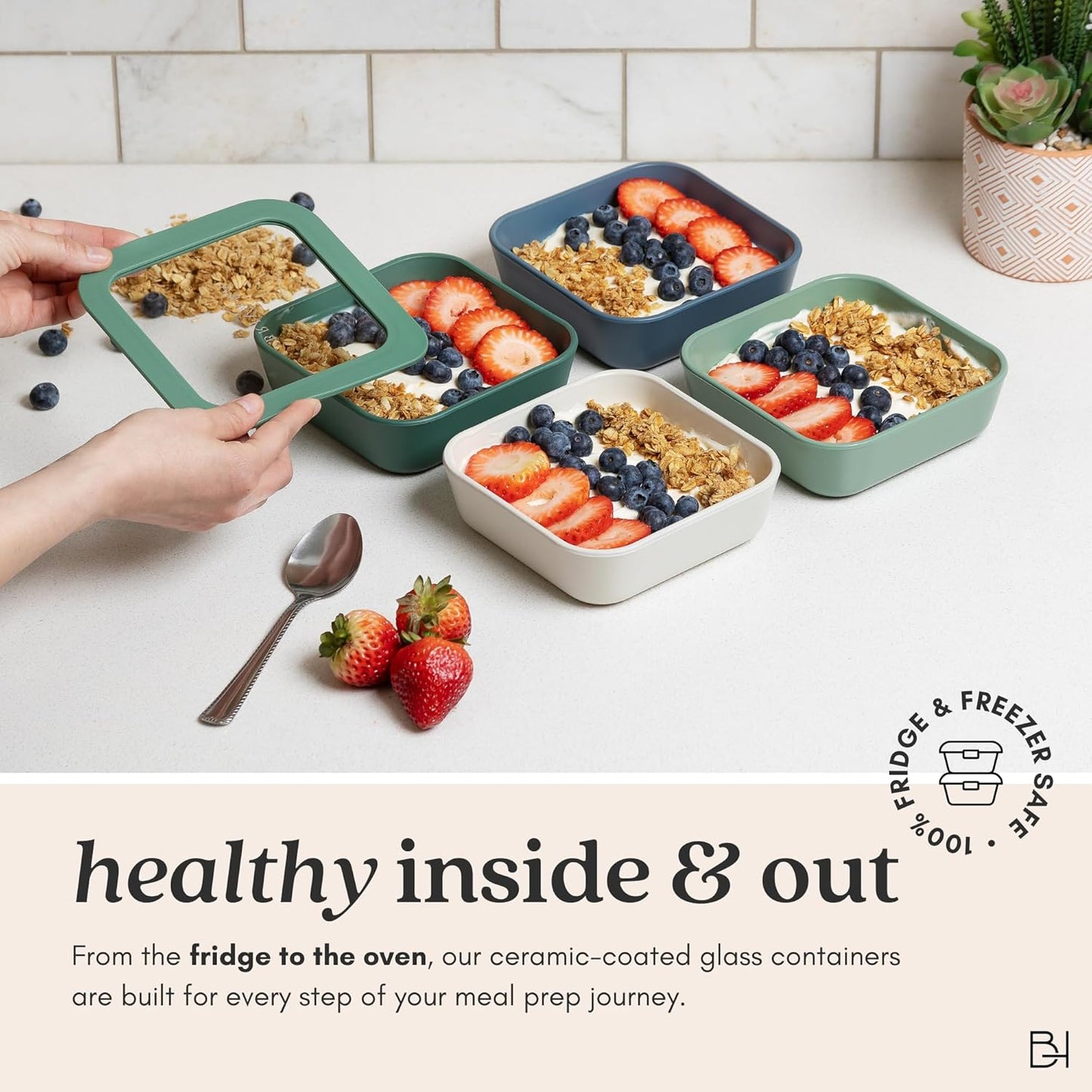 Ceramic Coated Glass Food Storage Container | No PTFE, PFOA, PFAS, and BPA | Reusable Non Toxic Meal Prep Container with Glass Lid | Easy To Store | 2.5 Cup Square [Onyx]