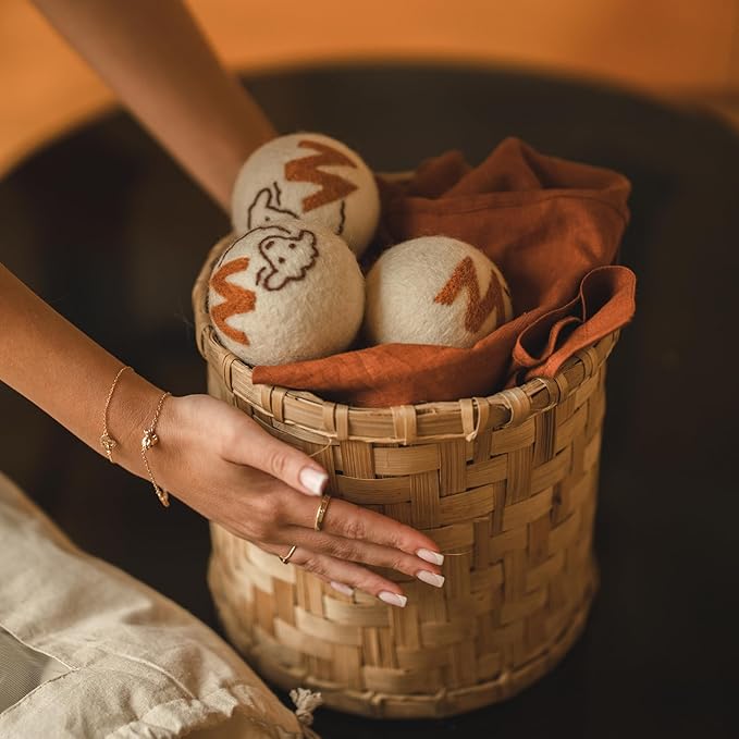 Woolly’s Wool Dryer Balls (Pack Of 3) | 100% Pure New Zealand Wool | Reduces Drying Time up to 40% | Chemical-Free Fabric Softener