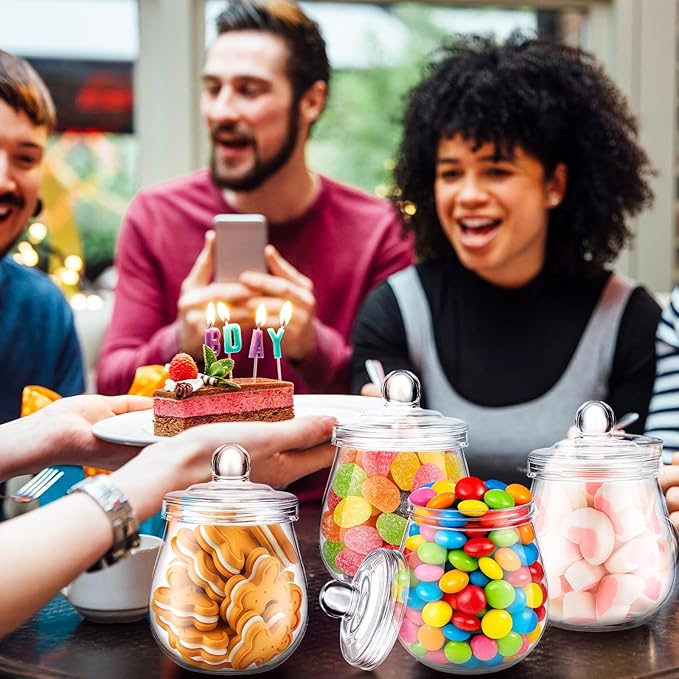 Nuogo 4 Pcs Plastic Candy and Cookie Jars with Lids Clear Cookie Container Candy Jars Large Airtight Apothecary Storage Organization for Wedding Home Kitchen Bar (Classic,16 oz)