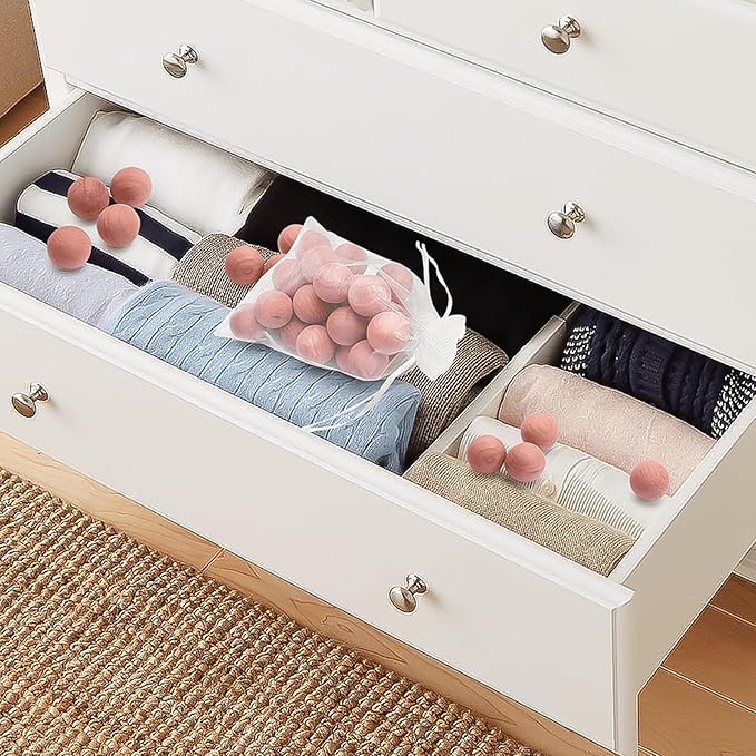 Homode Cedar Balls, Cedar Blocks for Clothes Storage, 100 Pcs Cedar Balls for Closets and Drawers, Scented Cedar Wood Chips Cedar Closet Freshener