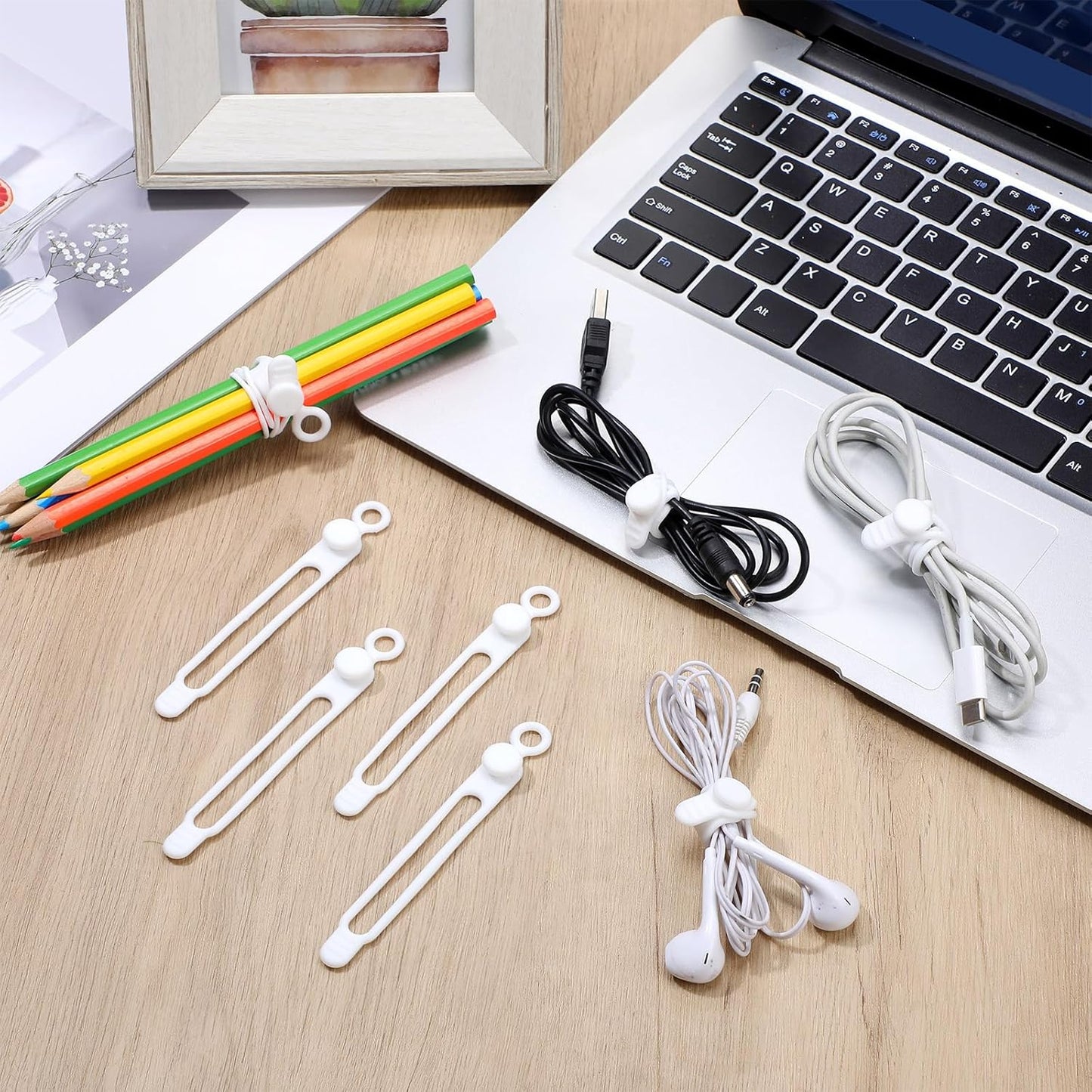 Nuanchu 40 Pcs Silicone Cable Ties Reusable Holder Adjustable Straps Multipurpose Charging Cable Organizer for Fastening Charging Cords Wires(4.17 Inch,White)