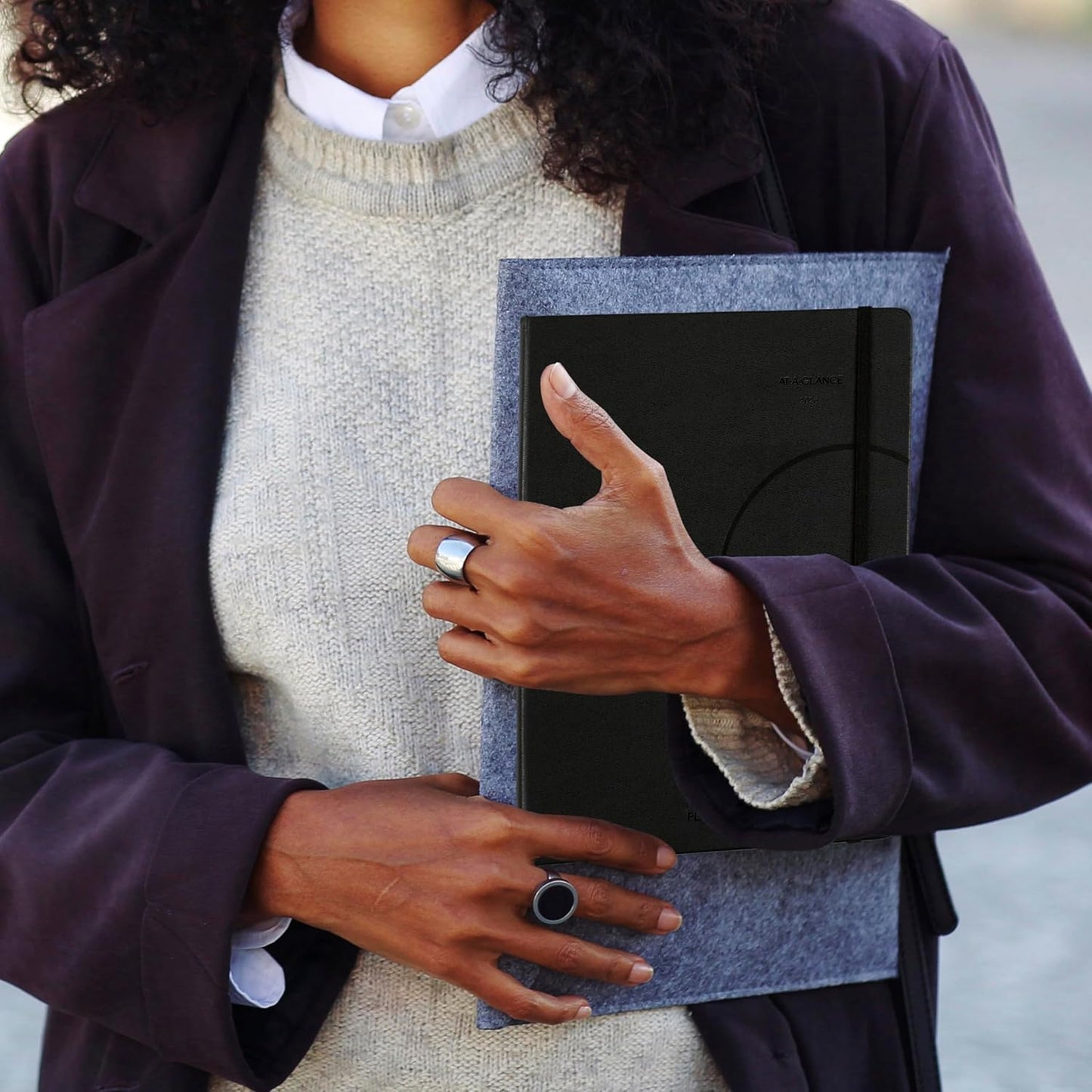 AT-A-GLANCE 2026 Appointment Book Planner, Weekly & Monthly, 7.5" x 10", Large, Plan. Write. Remember., Casebound, Black (7069500526)