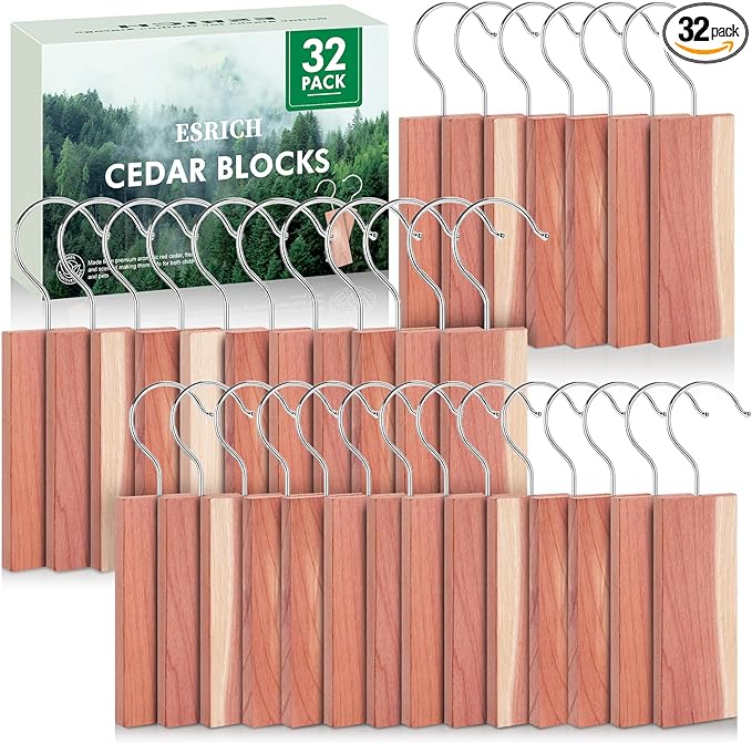 ESRICH Cedar Blocks for Clothes Storage,32 Pack with Metal Hooks,100% Natura Cedars Wood for Closets,Cedars Planks with Sandpaper,Cedar Chips for Closets and Drawers