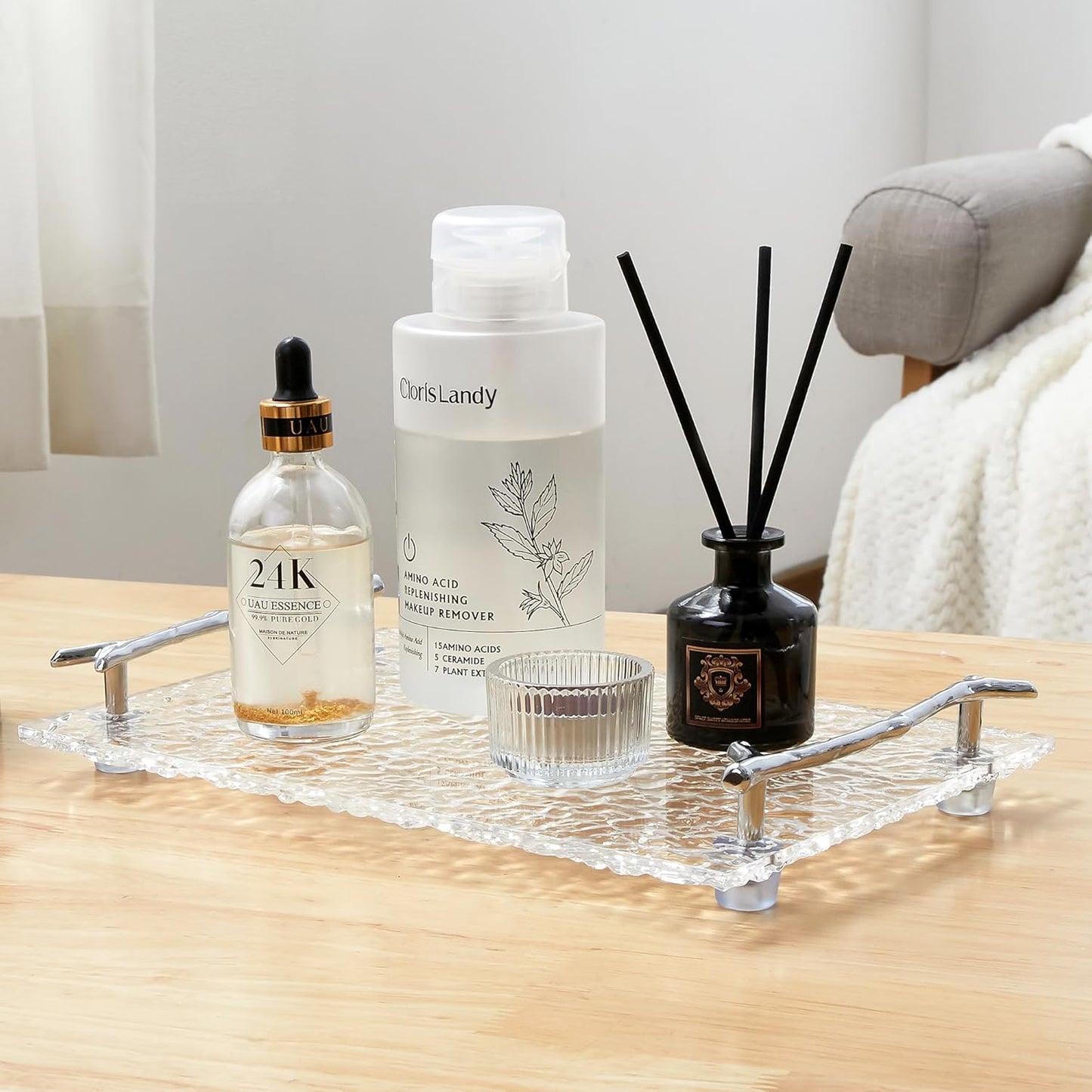 Acrylic Perfume Trays,Bathroom Vanity Trays, Cosmetic Table Jewelry Skin Care Cosmetics Tray, Napkin Tray, Metal Handle, Non-Slip Silicone, Clear.
