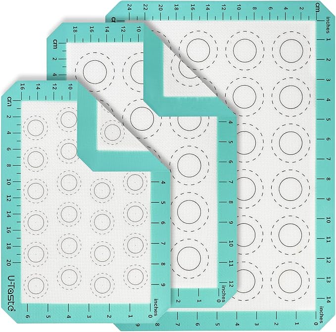 U-Taste 446ºF Heat Resistant Macaron Silicone Baking Mat, Non Stick Reusable Cookies Pastry Sheet Liner with Edge Enhancement Circle Measurement (Half/Jelly Roll/Quarter Sheets Size, Aqua Sky)