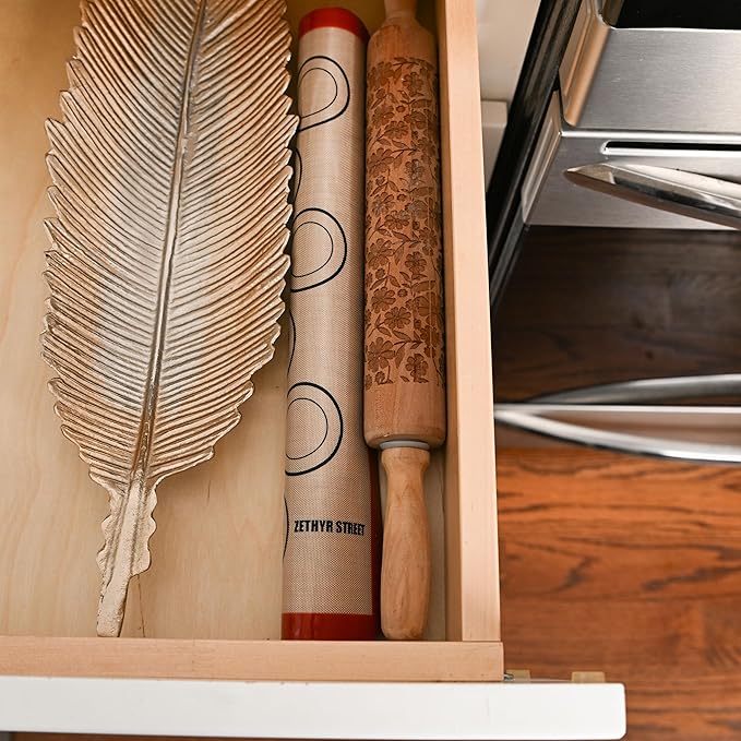 Macaron Silicone Baking Mats - Non-Stick Macaron Mat for Easy Baking | Heat Resistant & Dishwasher Safe Macaron Baking Mat | Reusable & Eco-Friendly, 3/4 Size - Pack of 3 - For Macarons Red Border