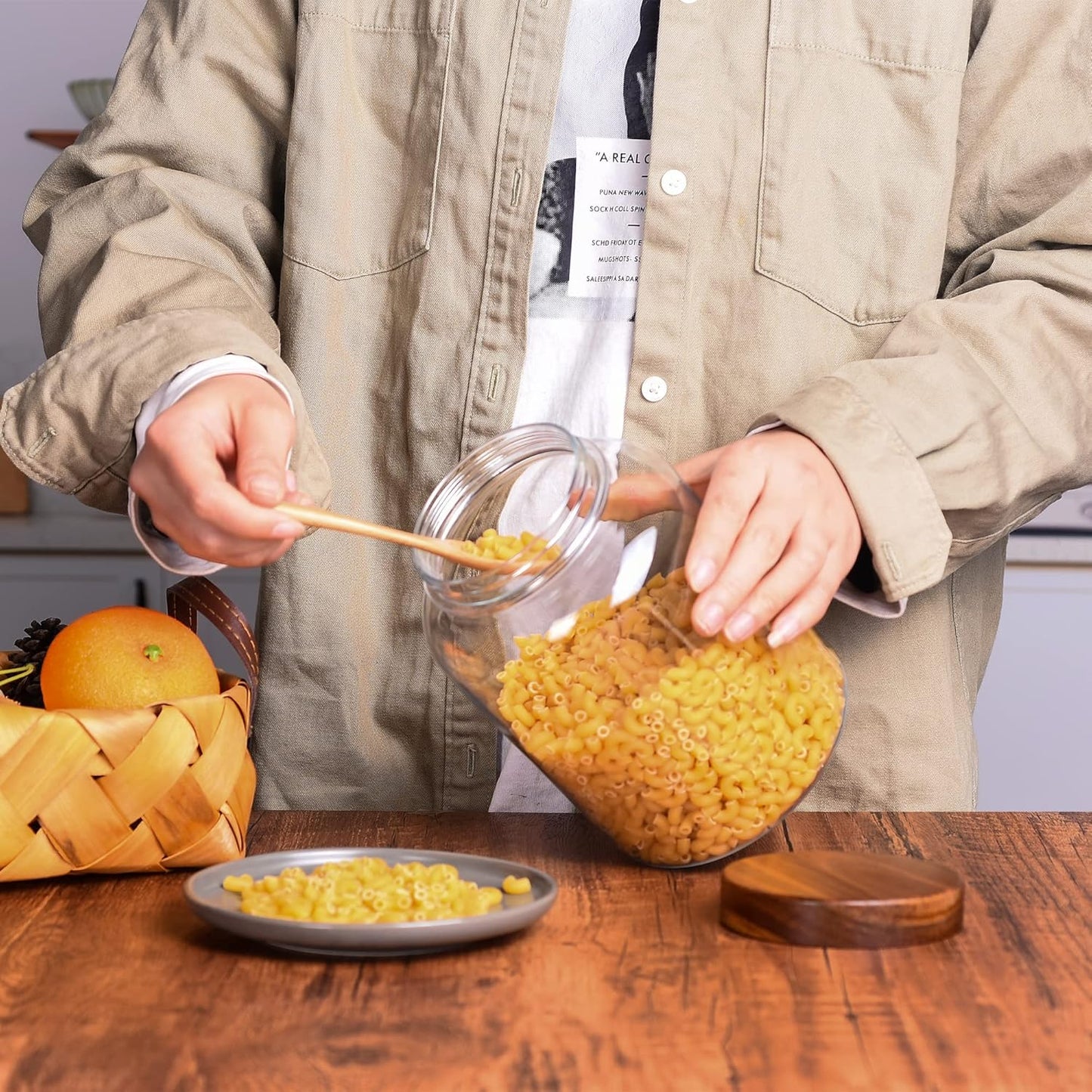 64 Fluid Ounces Unbreakable & Dishwasher Safe Plastic Apothecary Jar with Wooden Airtight Screw Top Lid, 0.5 Gallon Food Storage Canister for Sugar, Coffee, Cookie, Cereal, Flour Containers