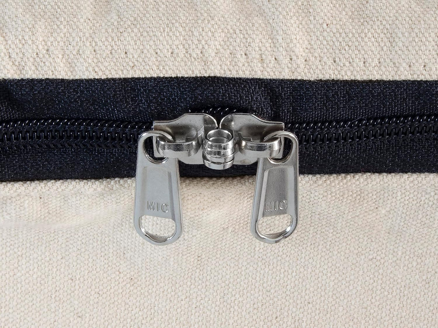 Canvas Under Bed Storage Bag With Zipper for Comforters, Blankets & Pillows - Extra Large Bed Linen Storage - Breathable, Sturdy, Double Stitched With Handles (1 Bag)